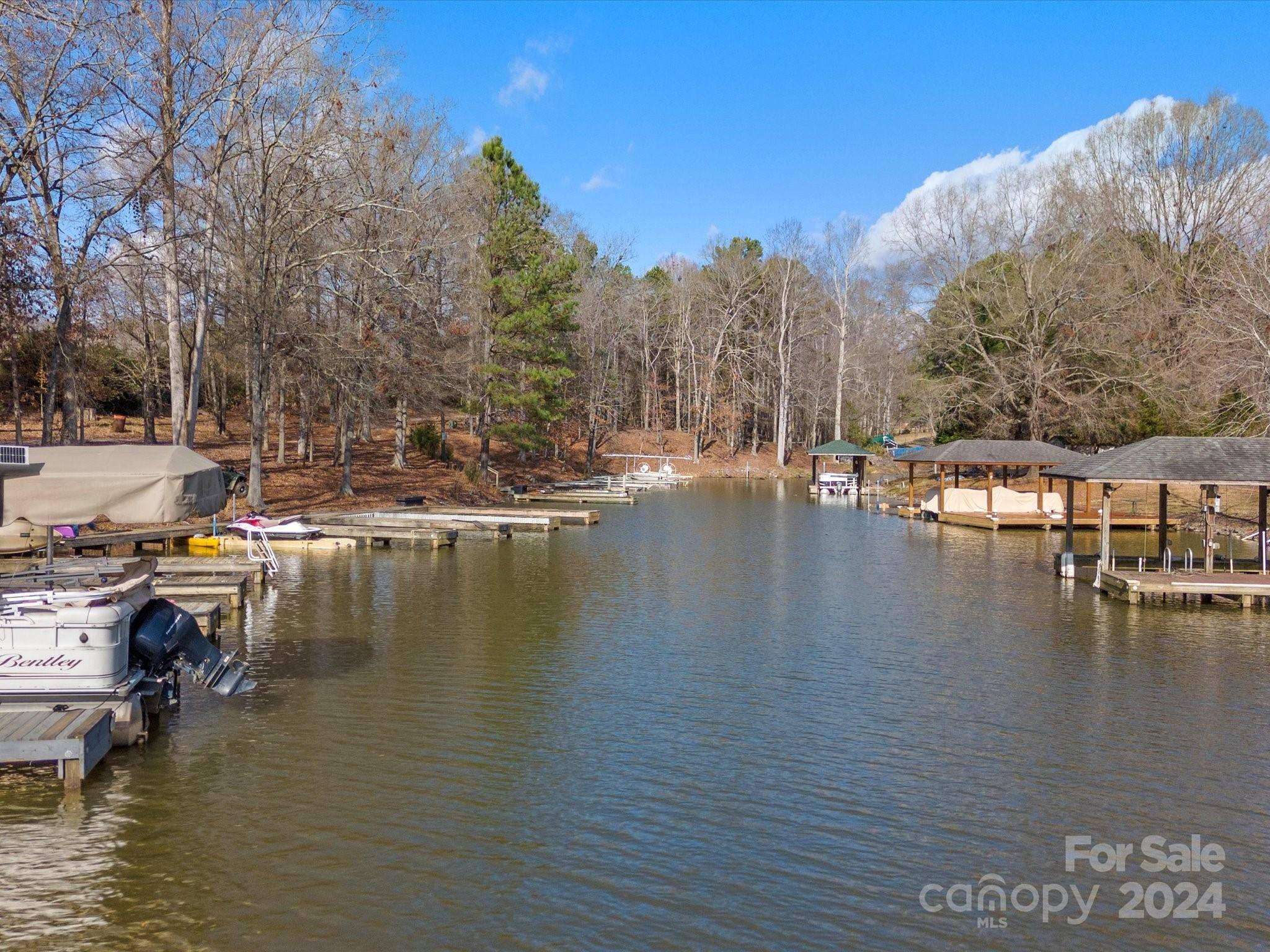 Cherryville, NC 28021,208 Cross Creek DR