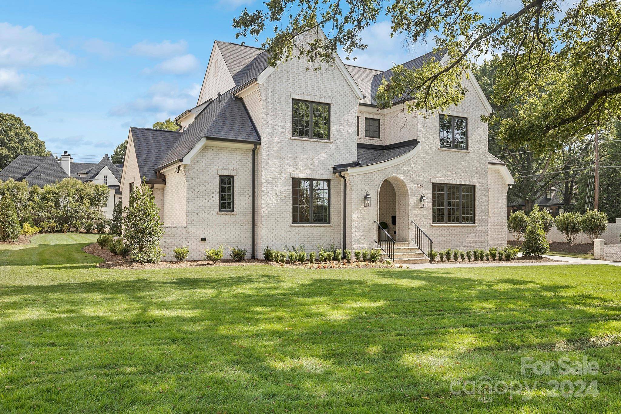 Davidson, NC 28036,669 Dogwood LN