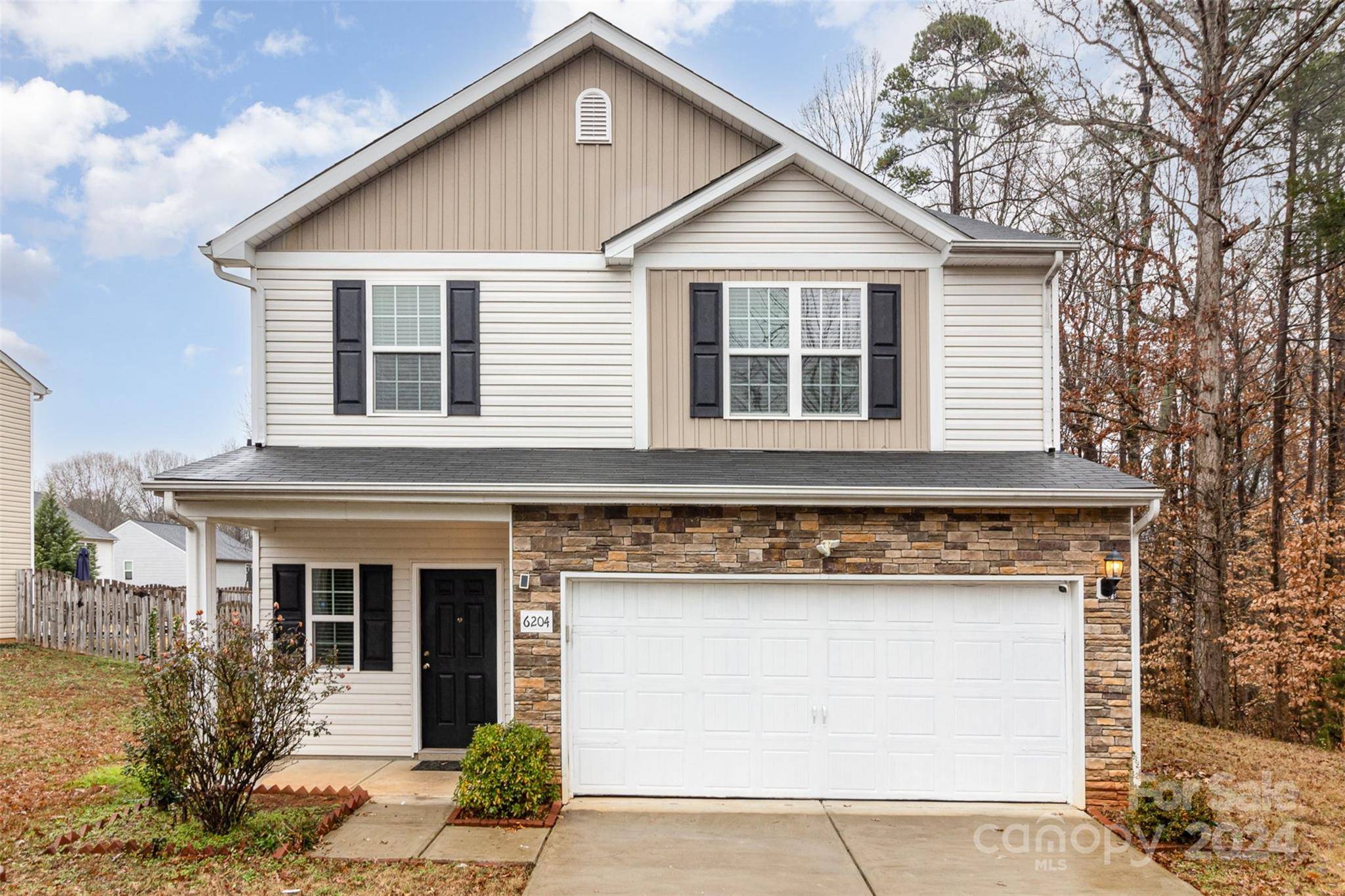 Charlotte, NC 28227,6204 Springbeauty DR