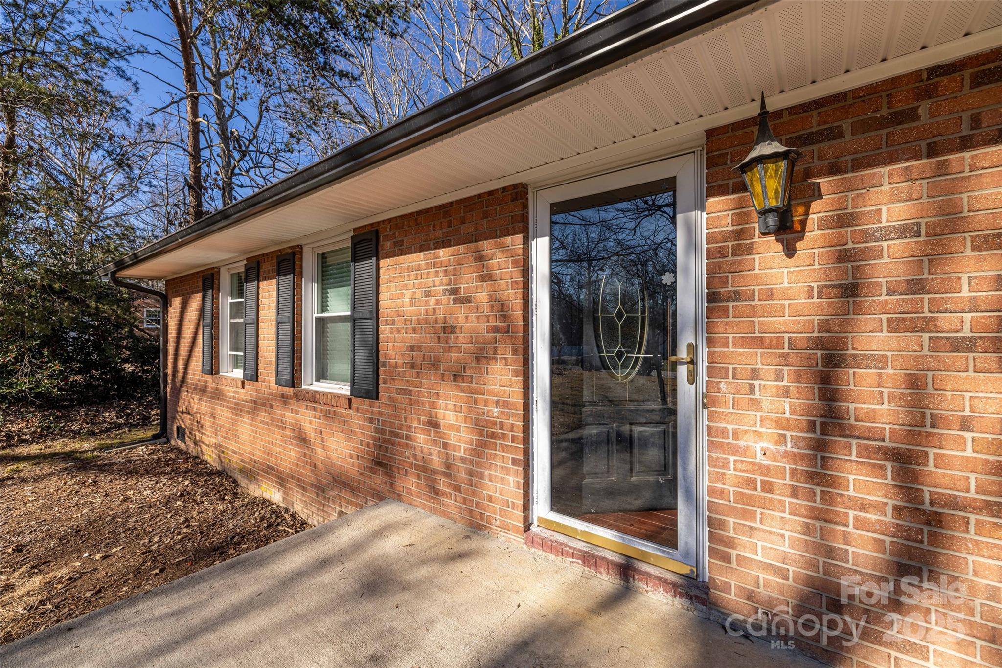 Troy, NC 27371,206 Fox Den RD