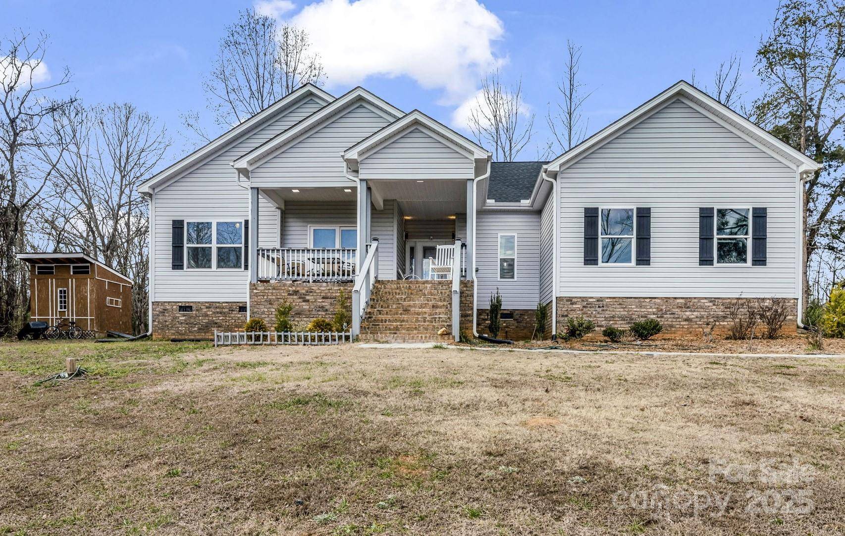 Cherryville, NC 28021,322 Harbor View DR