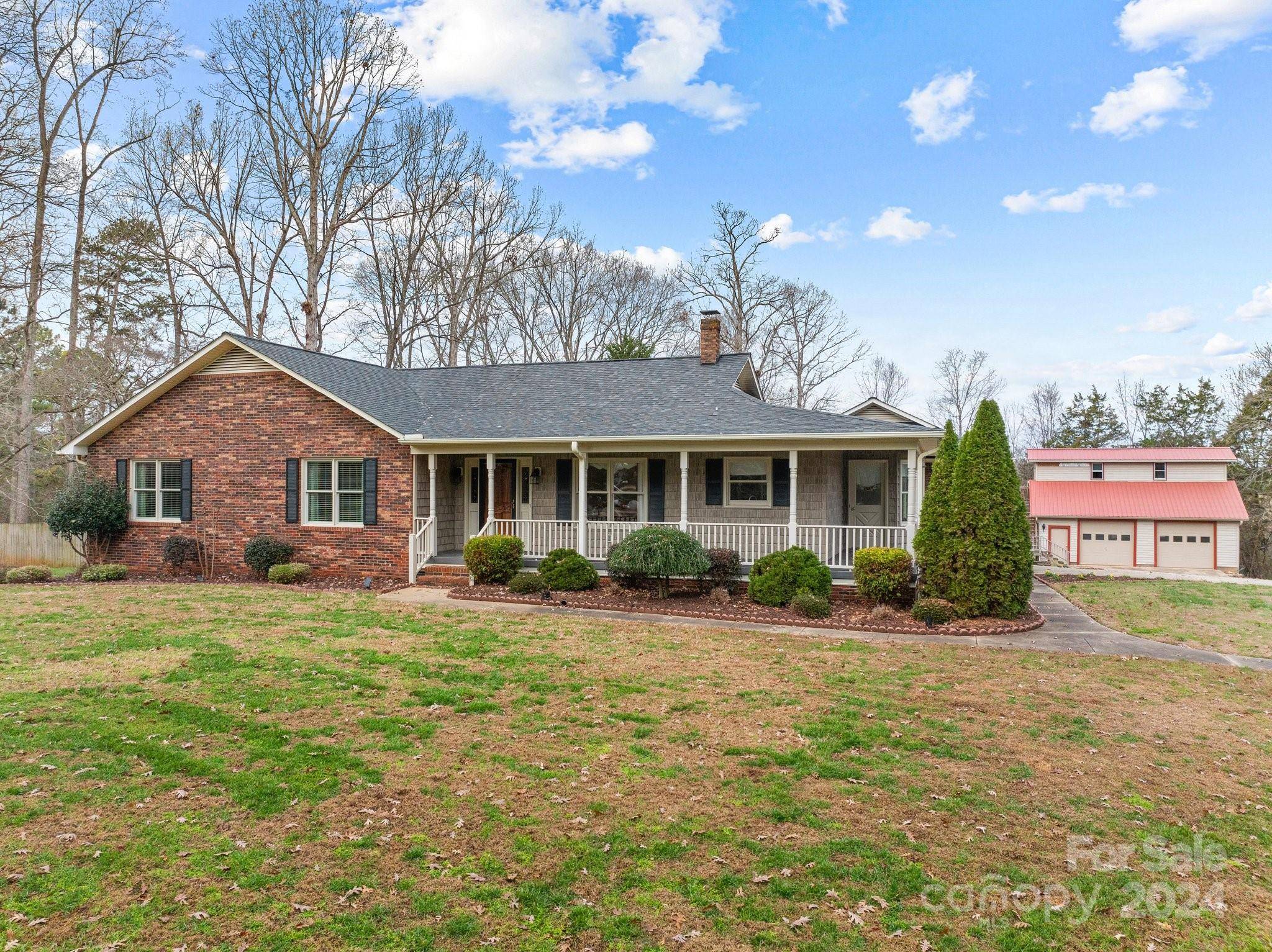 Kannapolis, NC 28081,7650 Tuckaseegee RD