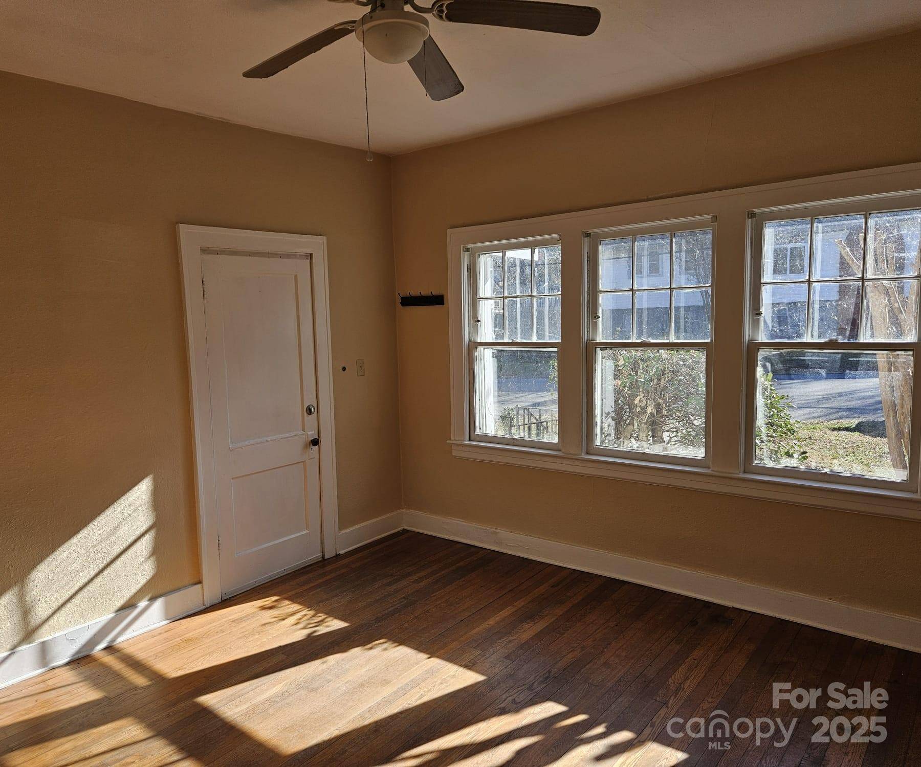 Asheville, NC 28801,40 Coleman AVE