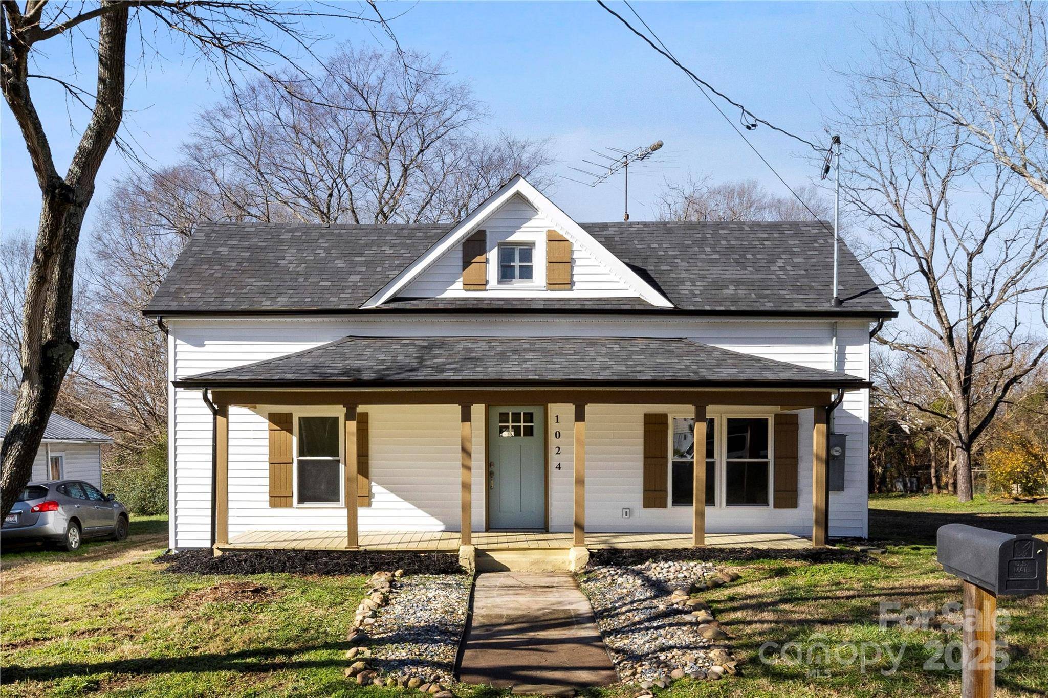 Statesville, NC 28677,1024 8th ST
