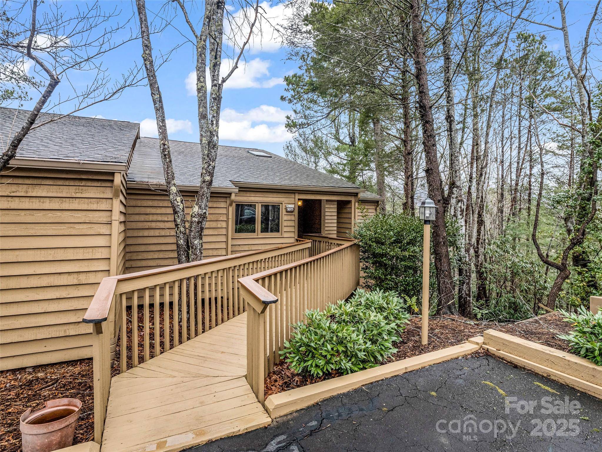 Lake Lure, NC 28746,155 Quail Cove BLVD #1615