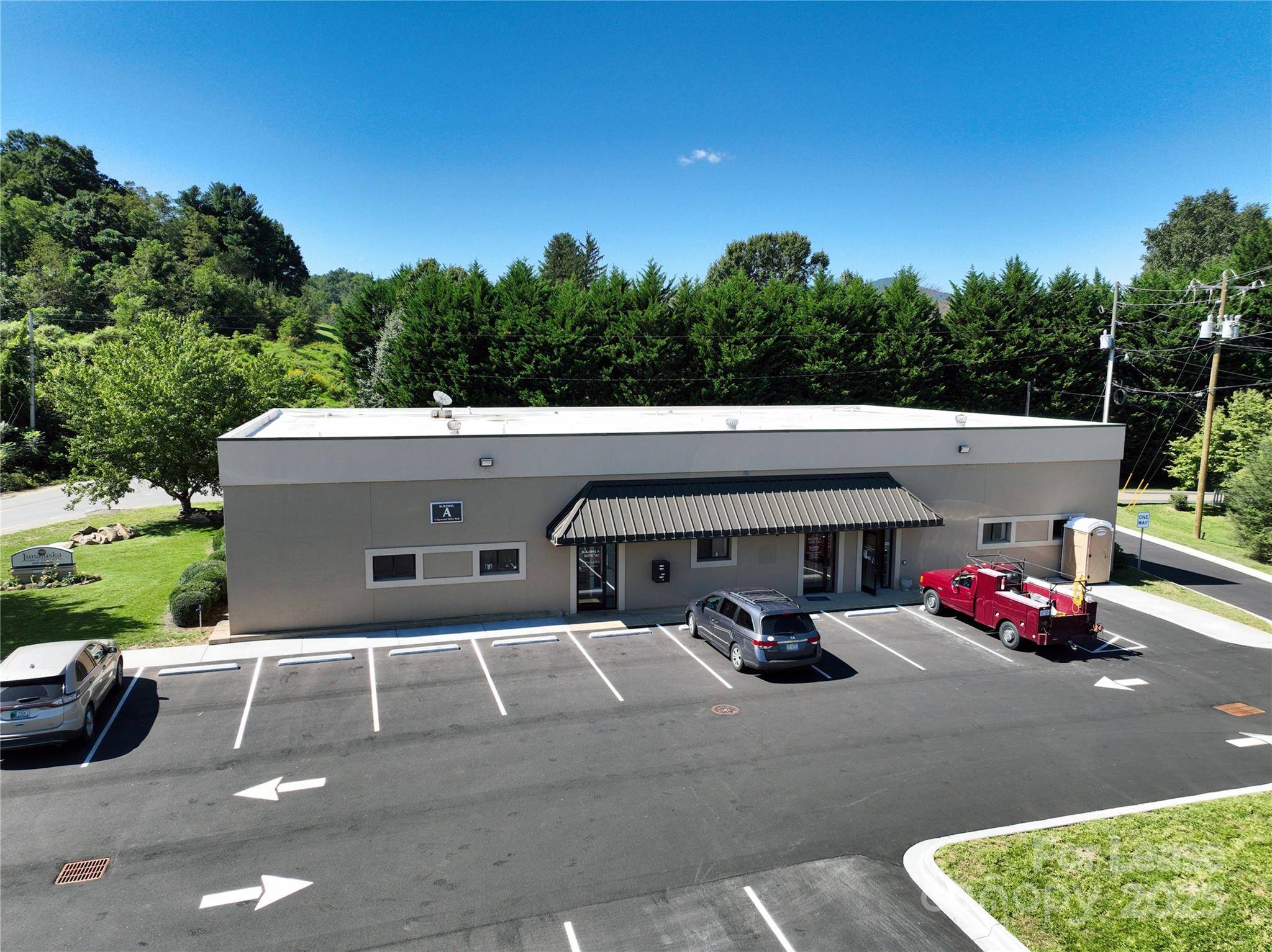 Waynesville, NC 28785,9 Haywood Office PARK