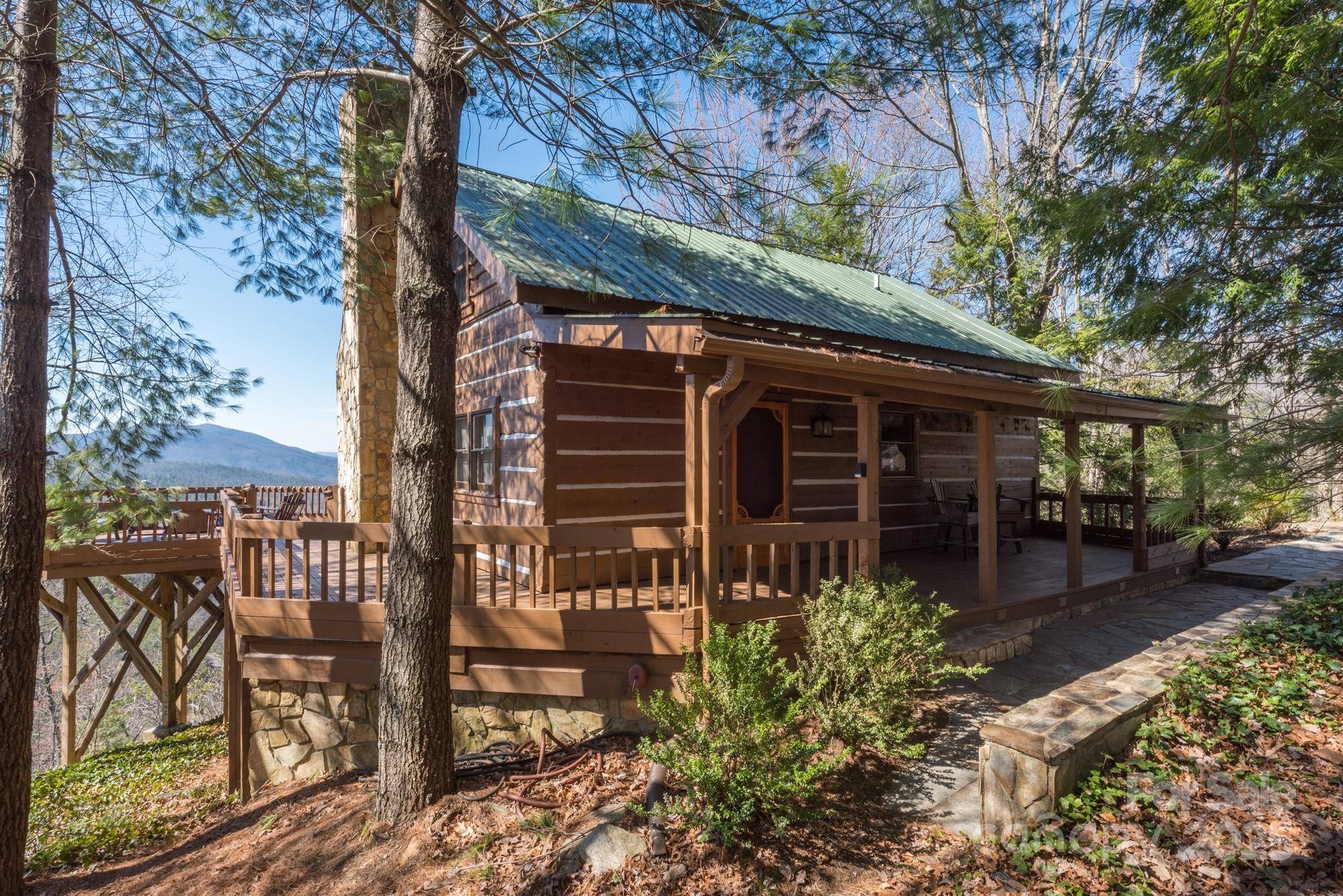 Marion, NC 28752,452 Wilderness DR