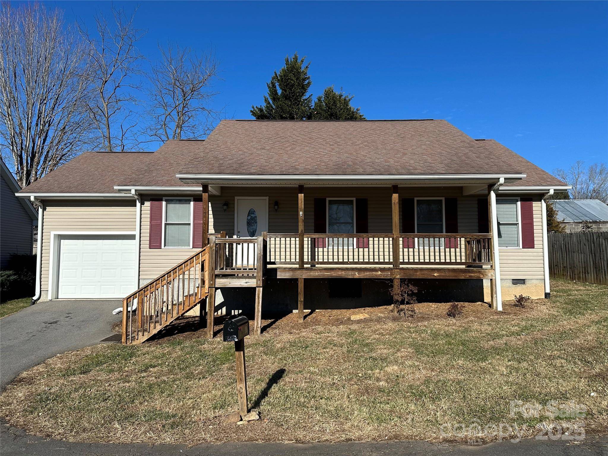 Asheville, NC 28803,7 Spruce Shade CT