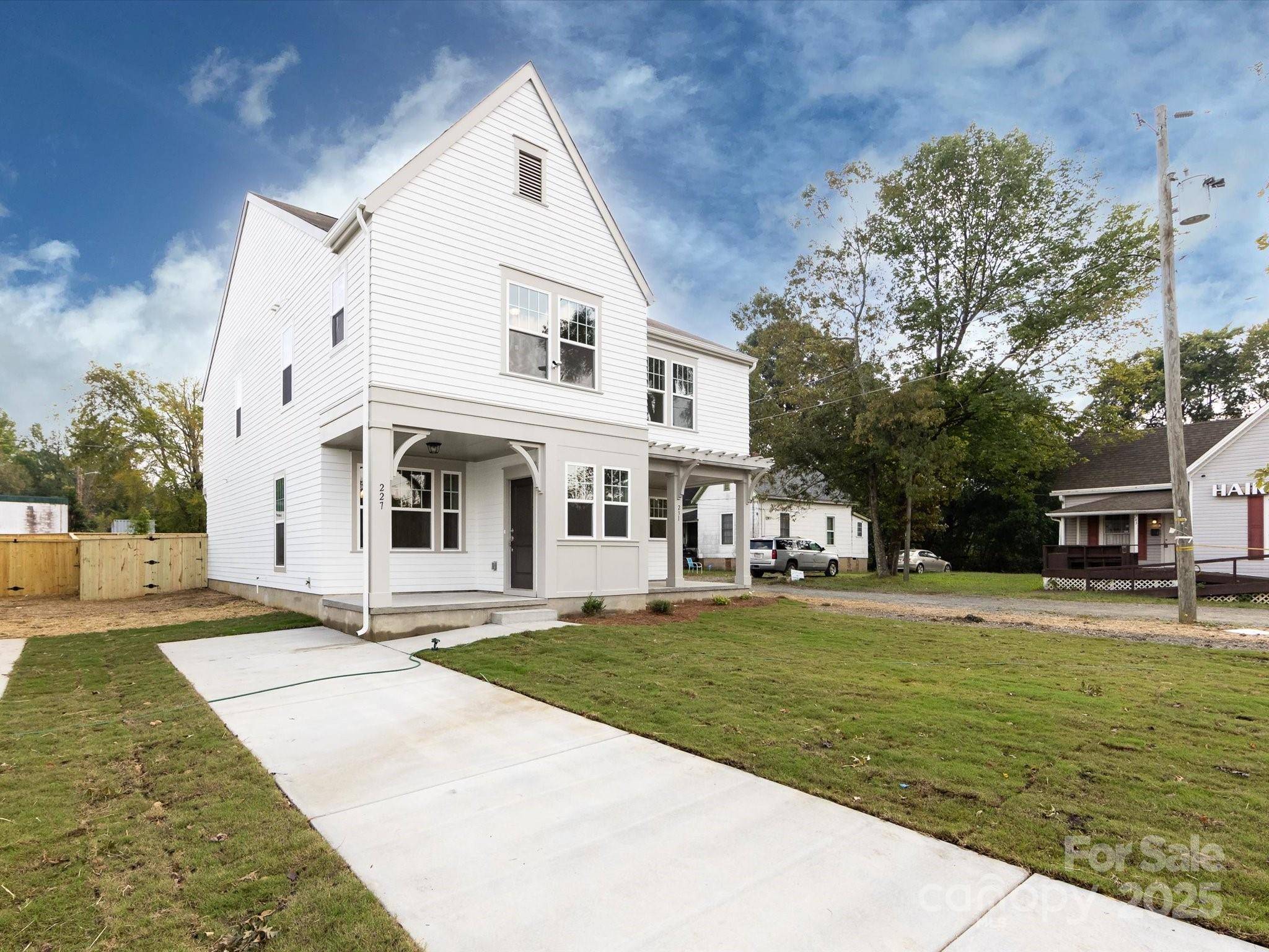 Charlotte, NC 28208,227 Hoskins Avenue DR