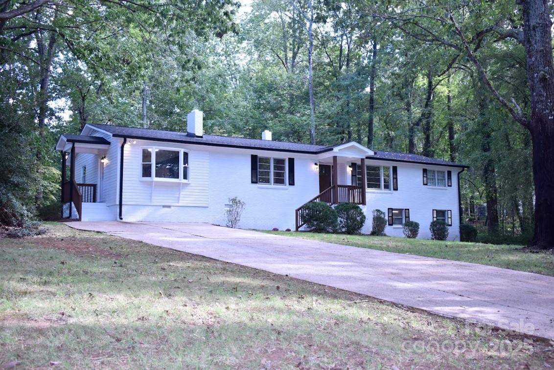 Lincolnton, NC 28092,1035 Timberlane DR