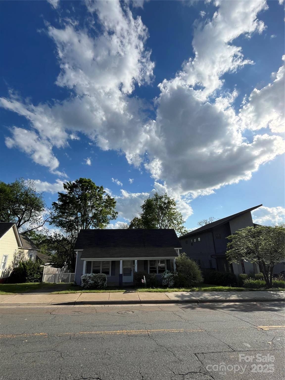 Charlotte, NC 28205,2824 N Brevard ST