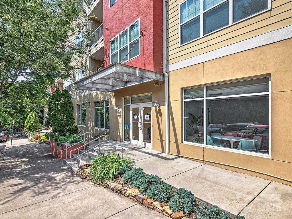 Asheville, NC 28801,157 S Lexington AVE #D