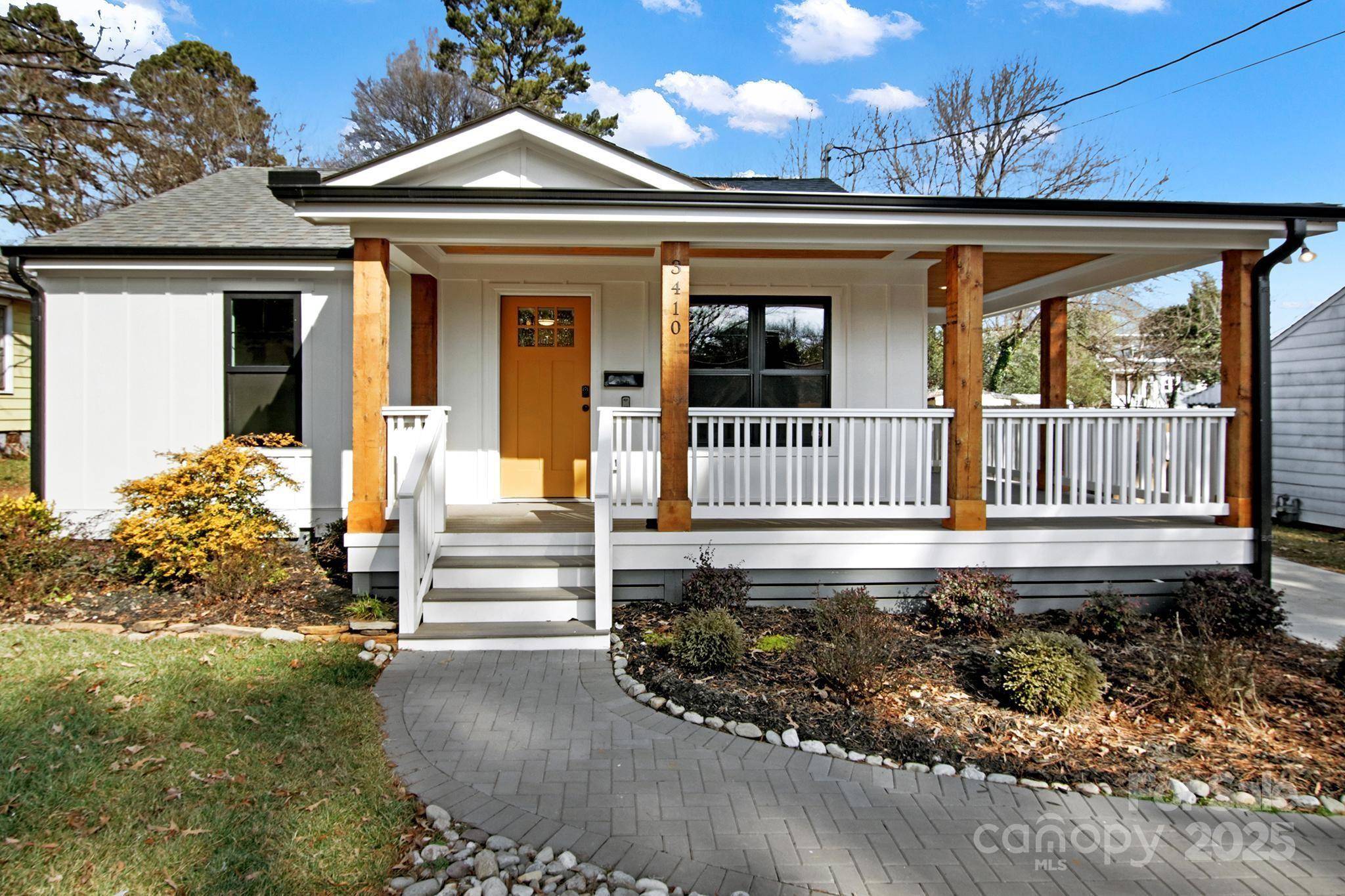 Charlotte, NC 28208,3410 Mathis DR