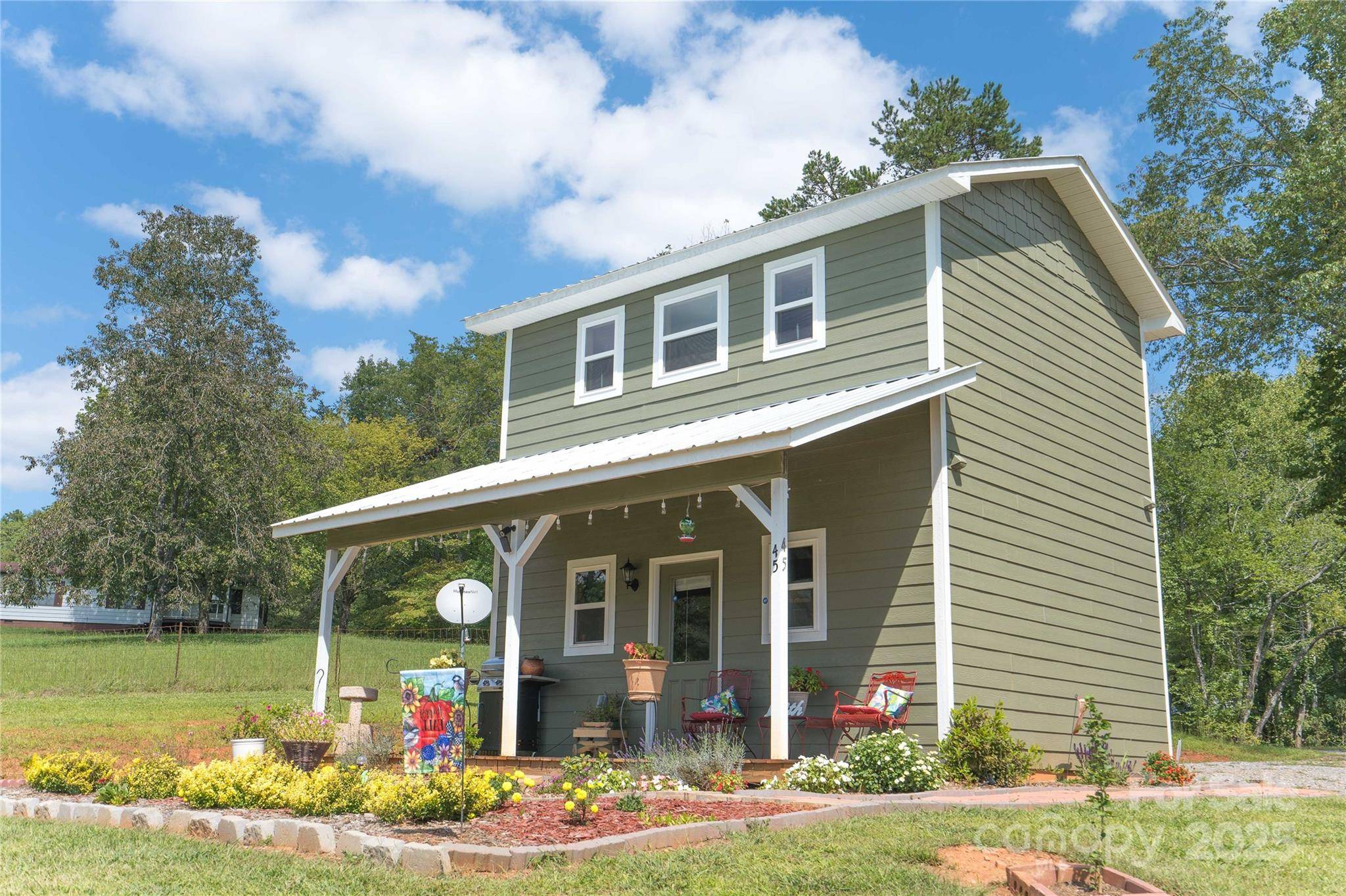 Hayesville, NC 28904,45 Joe LN