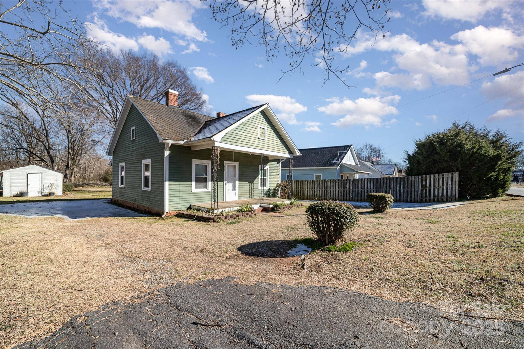 Troutman, NC 28166,639 S Eastway DR