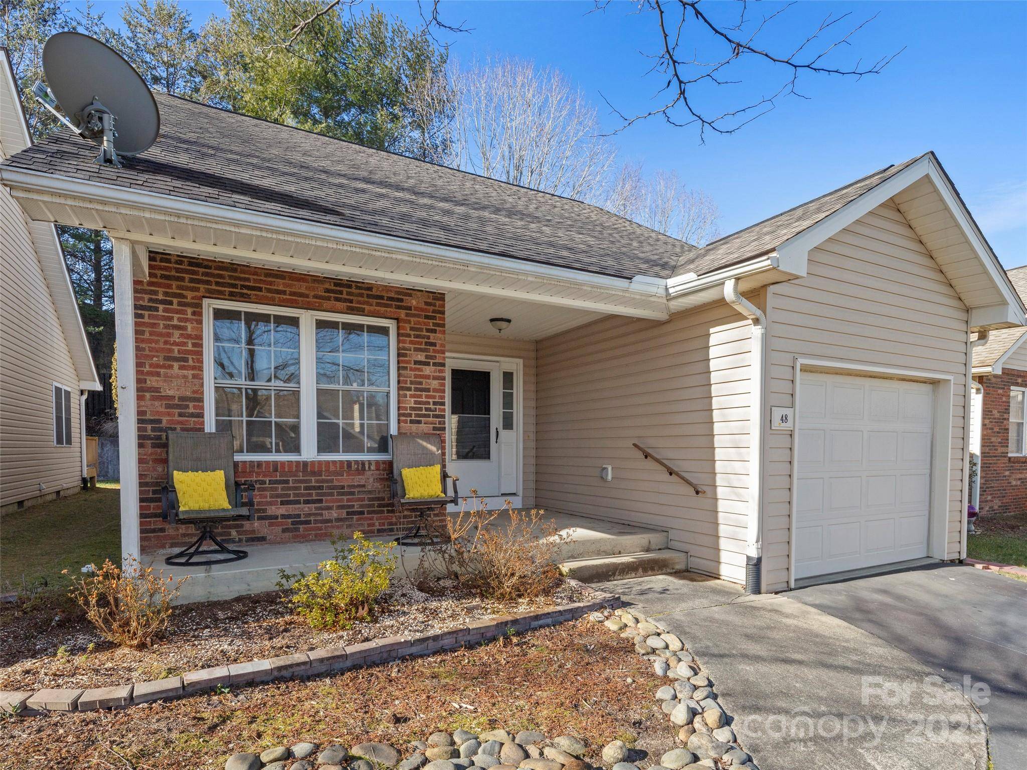 Hendersonville, NC 28791,48 S Woodridge View CT