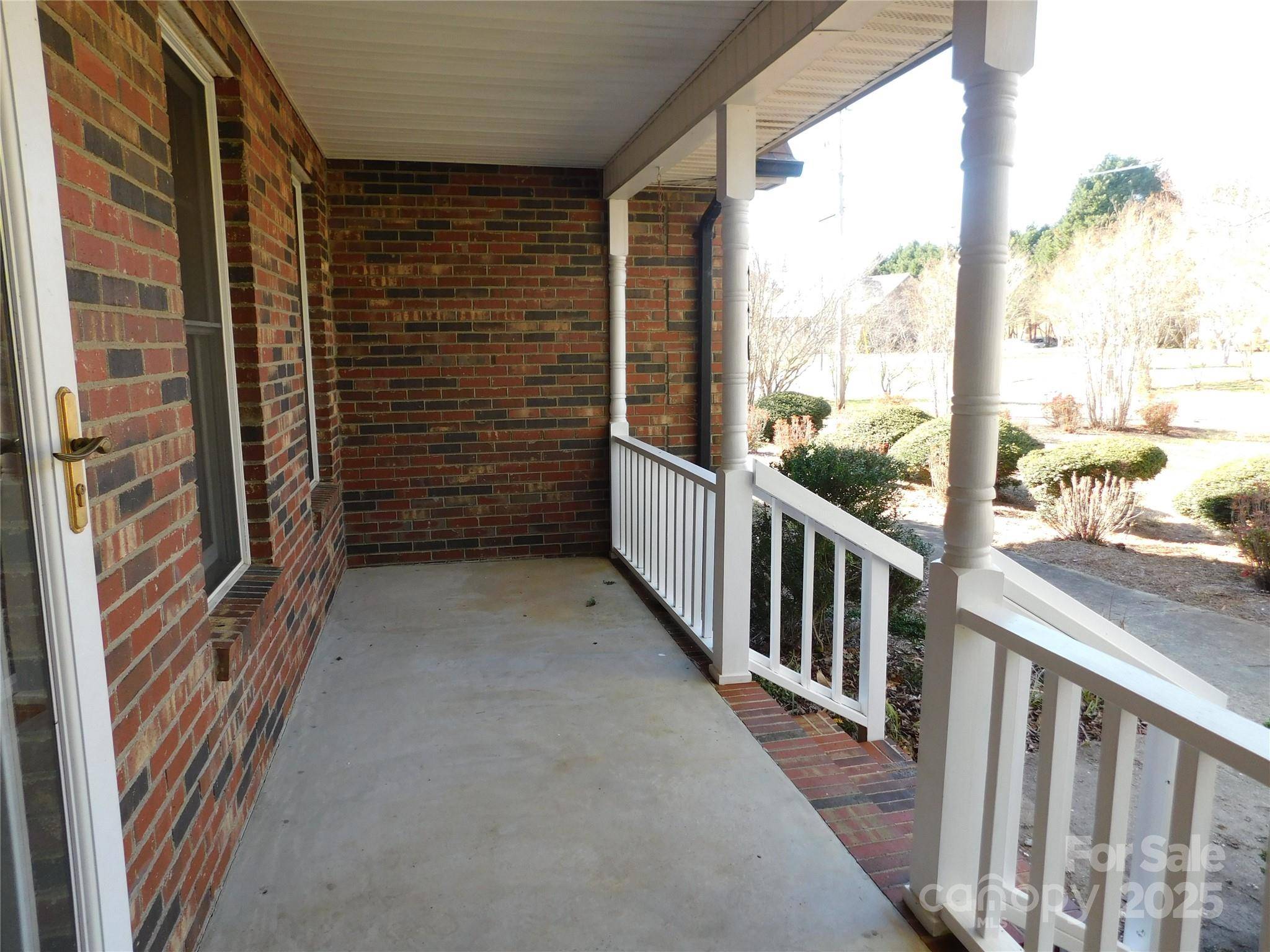 Lincolnton, NC 28092,110 Robin RD