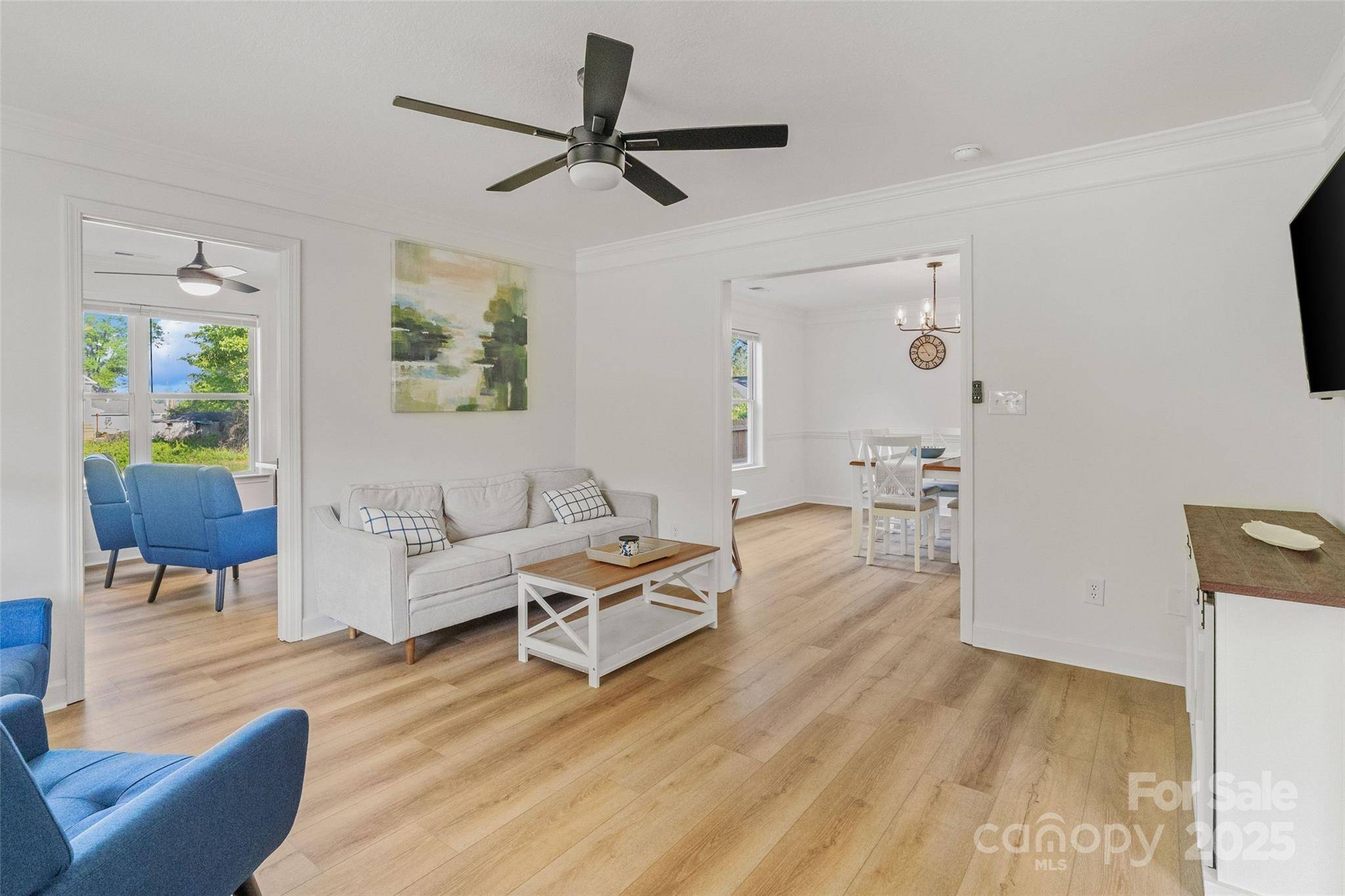Charlotte, NC 28216,2328 Sanders AVE