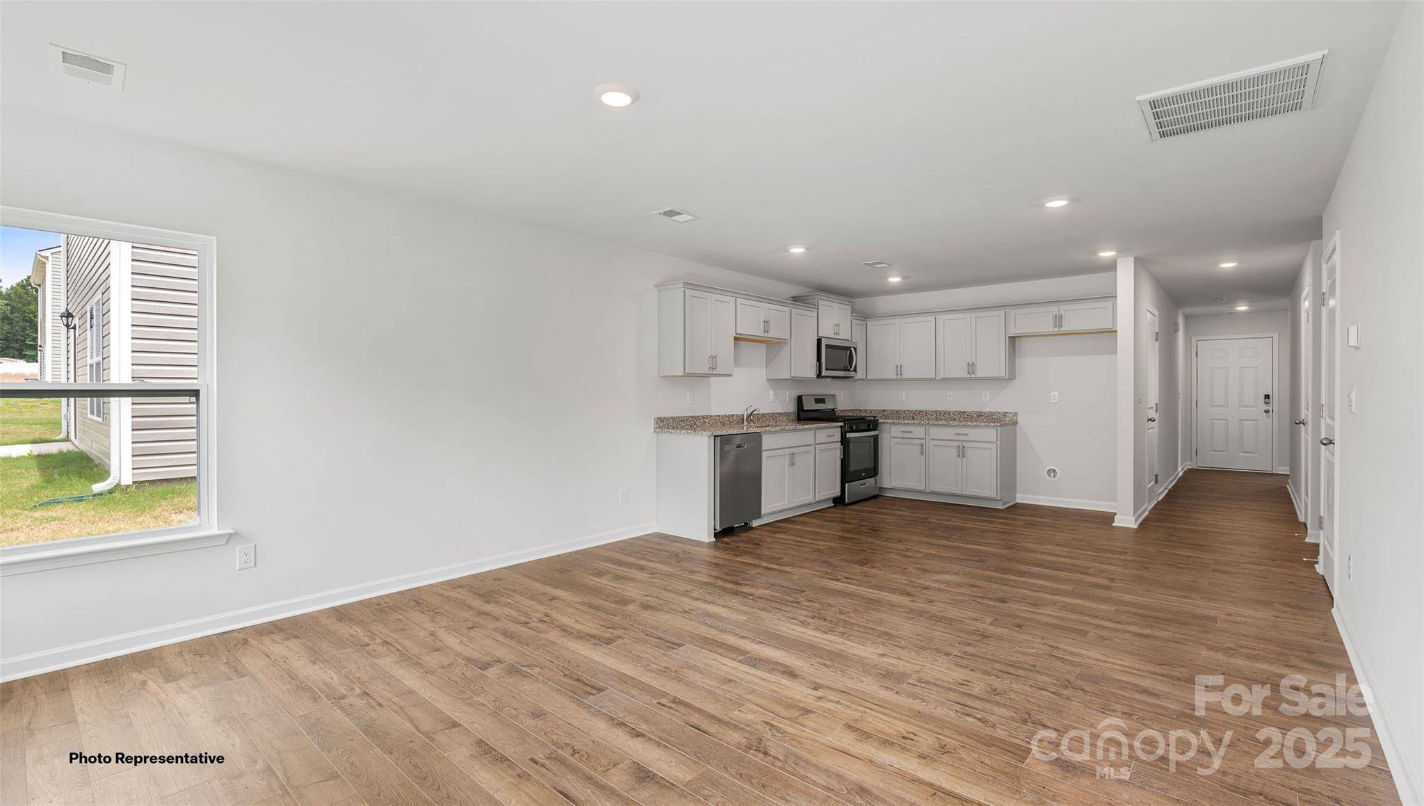 Hickory, NC 28601,1411 5th Street DR NE