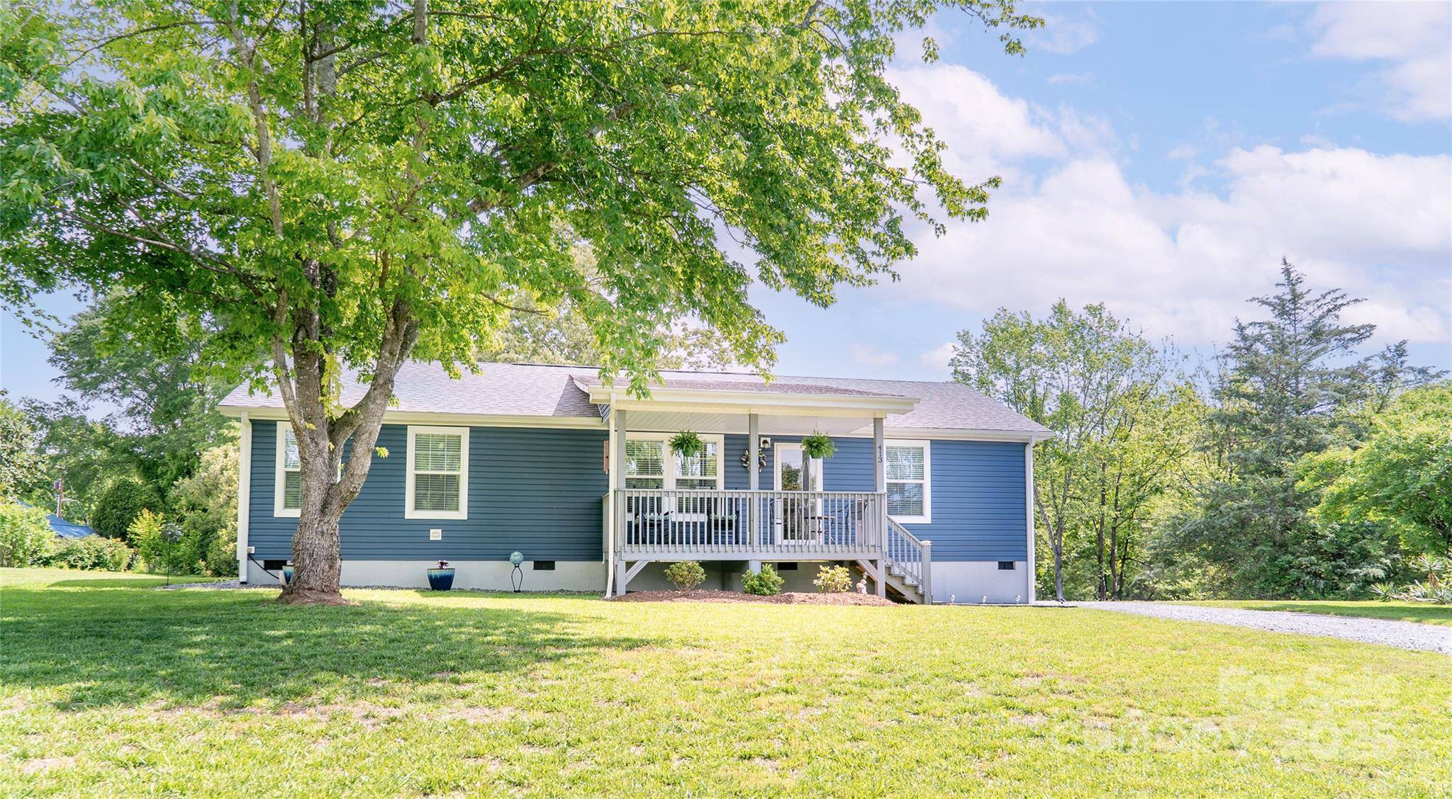 Morganton, NC 28655,413 London ST
