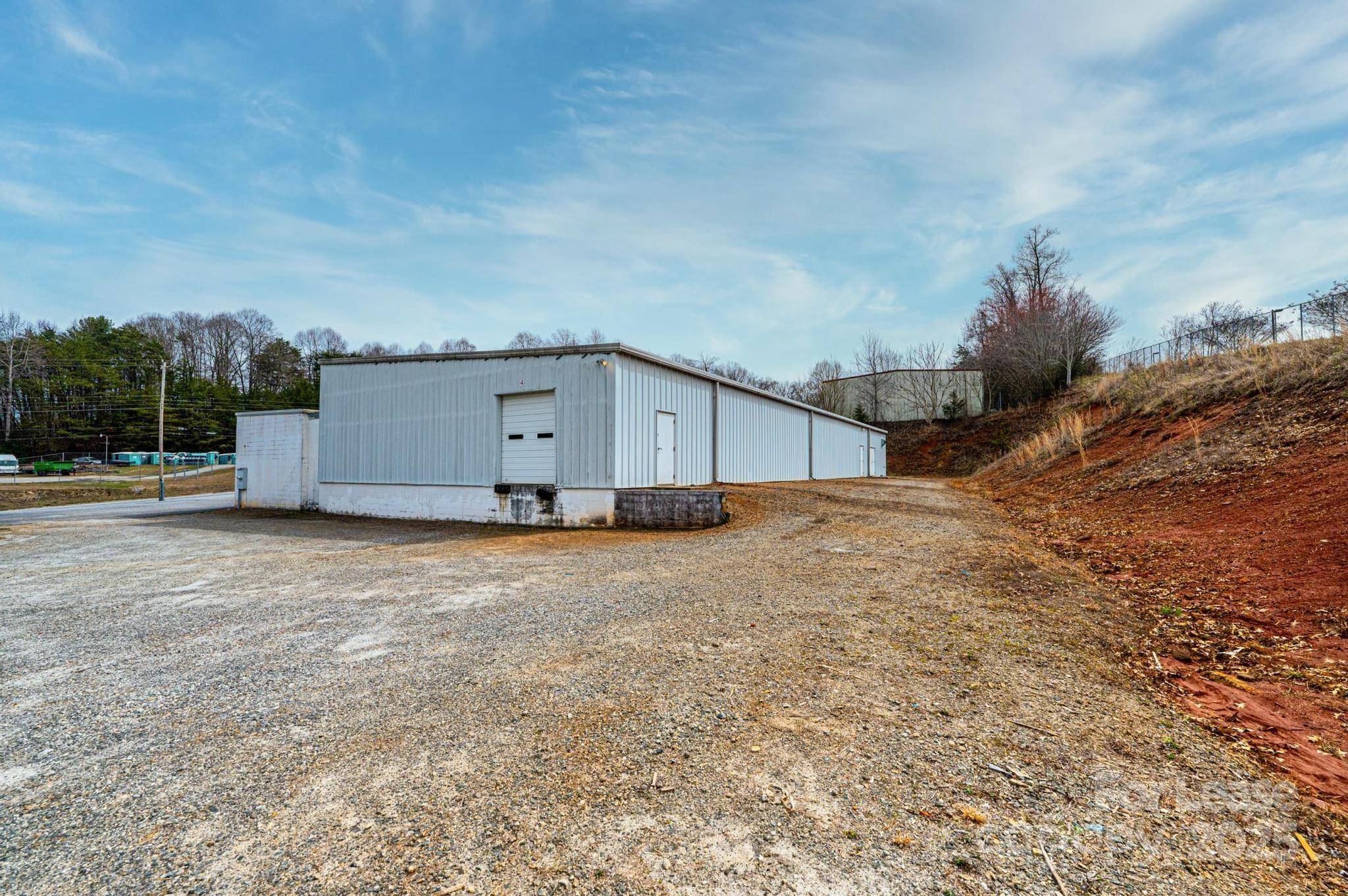 Lenoir, NC 28645,724 Harrisburg DR SW