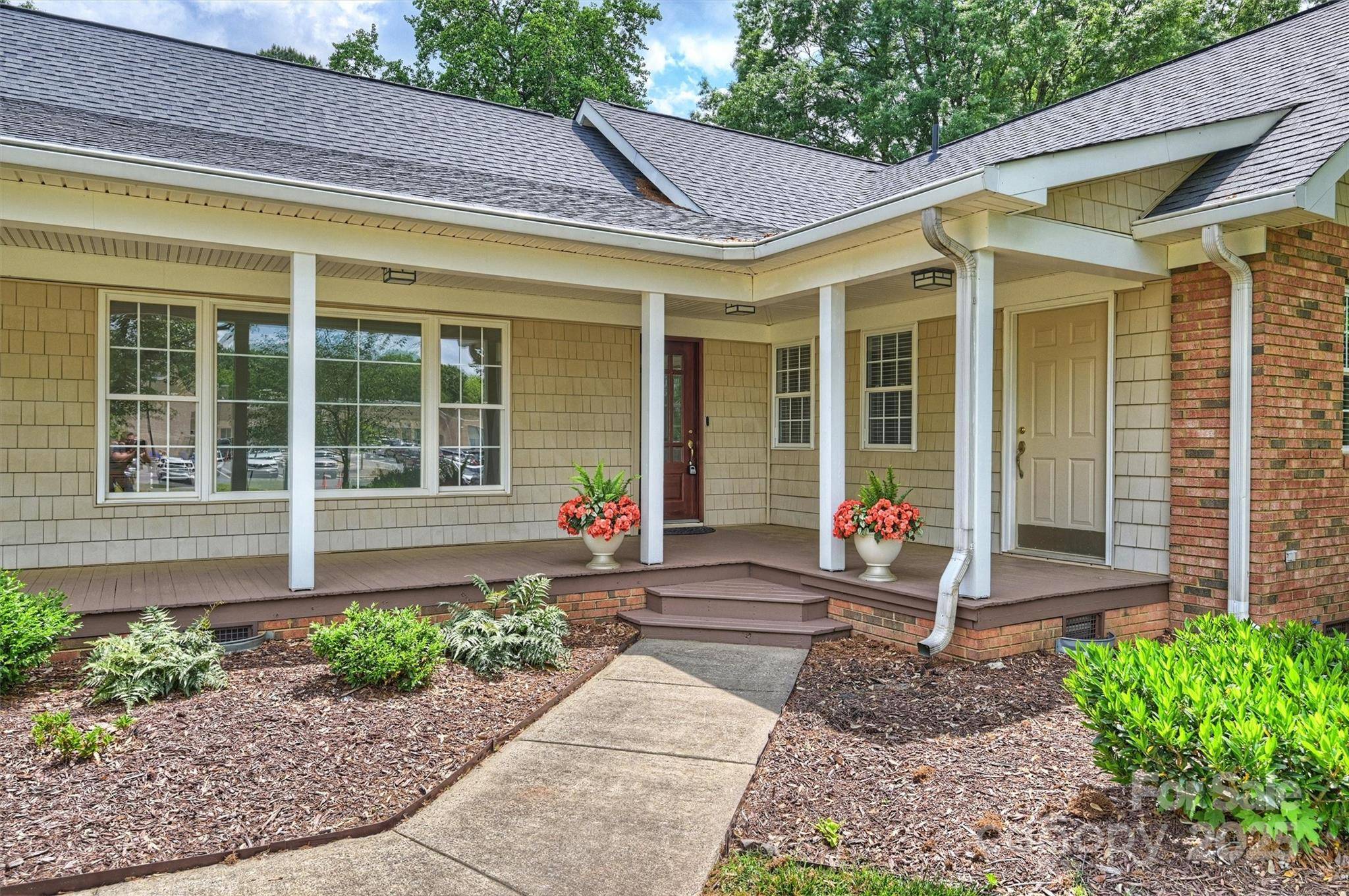 Charlotte, NC 28270,7135 Folger DR