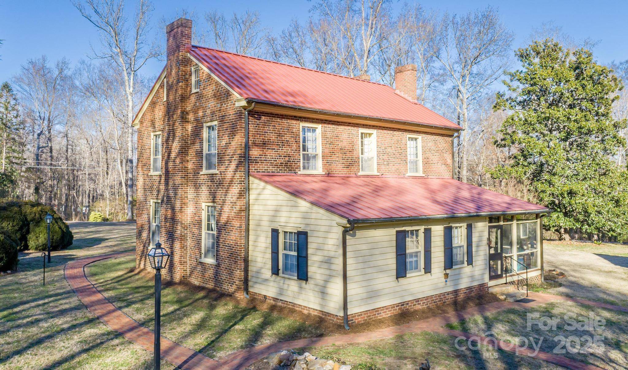 Mocksville, NC 27028,290 E Maple AVE