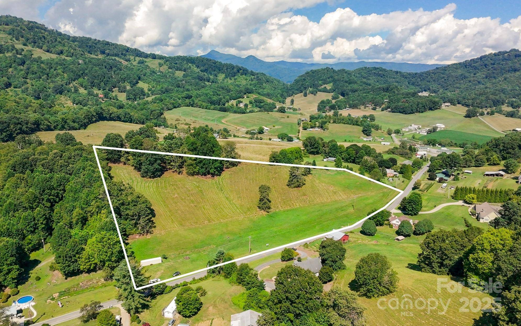 Waynesville, NC 28785,00 Iron Duff RD