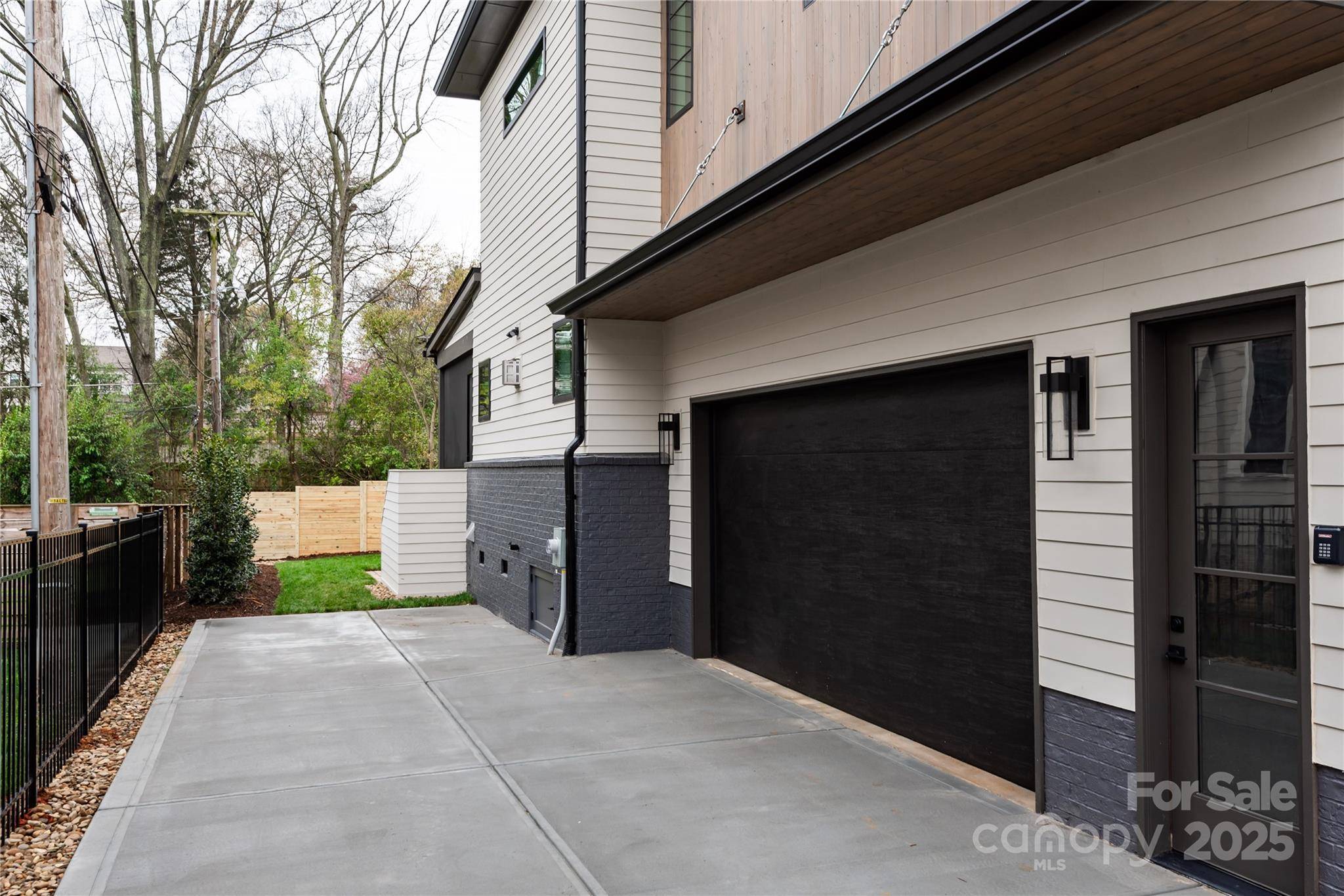 Charlotte, NC 28209,308 Dover AVE