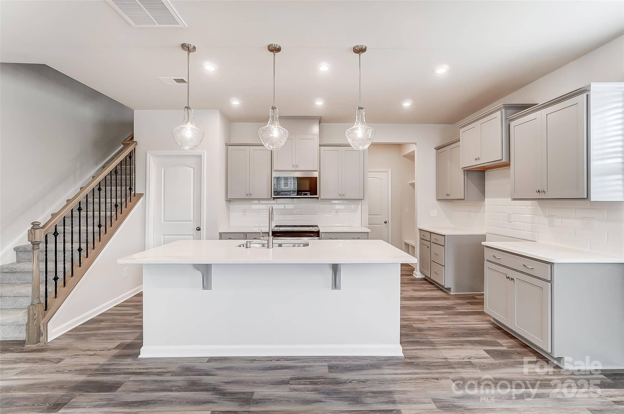 Charlotte, NC 28269,4000 Cheyney Park DR