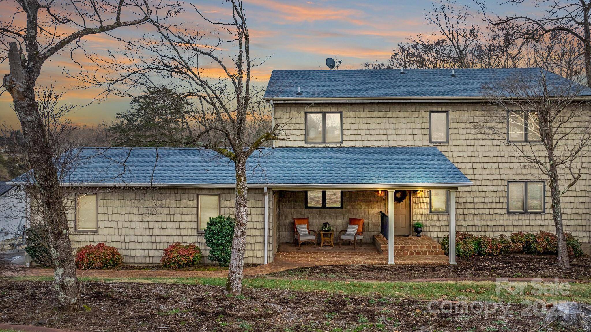 Hickory, NC 28601,3910 6th ST NW