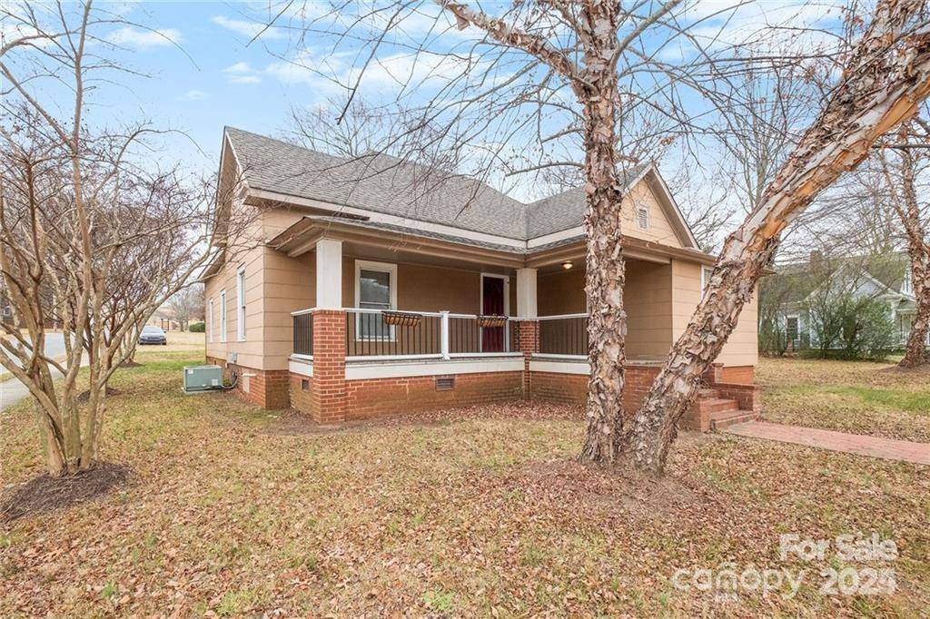 Troutman, NC 28166,205 Wagner ST