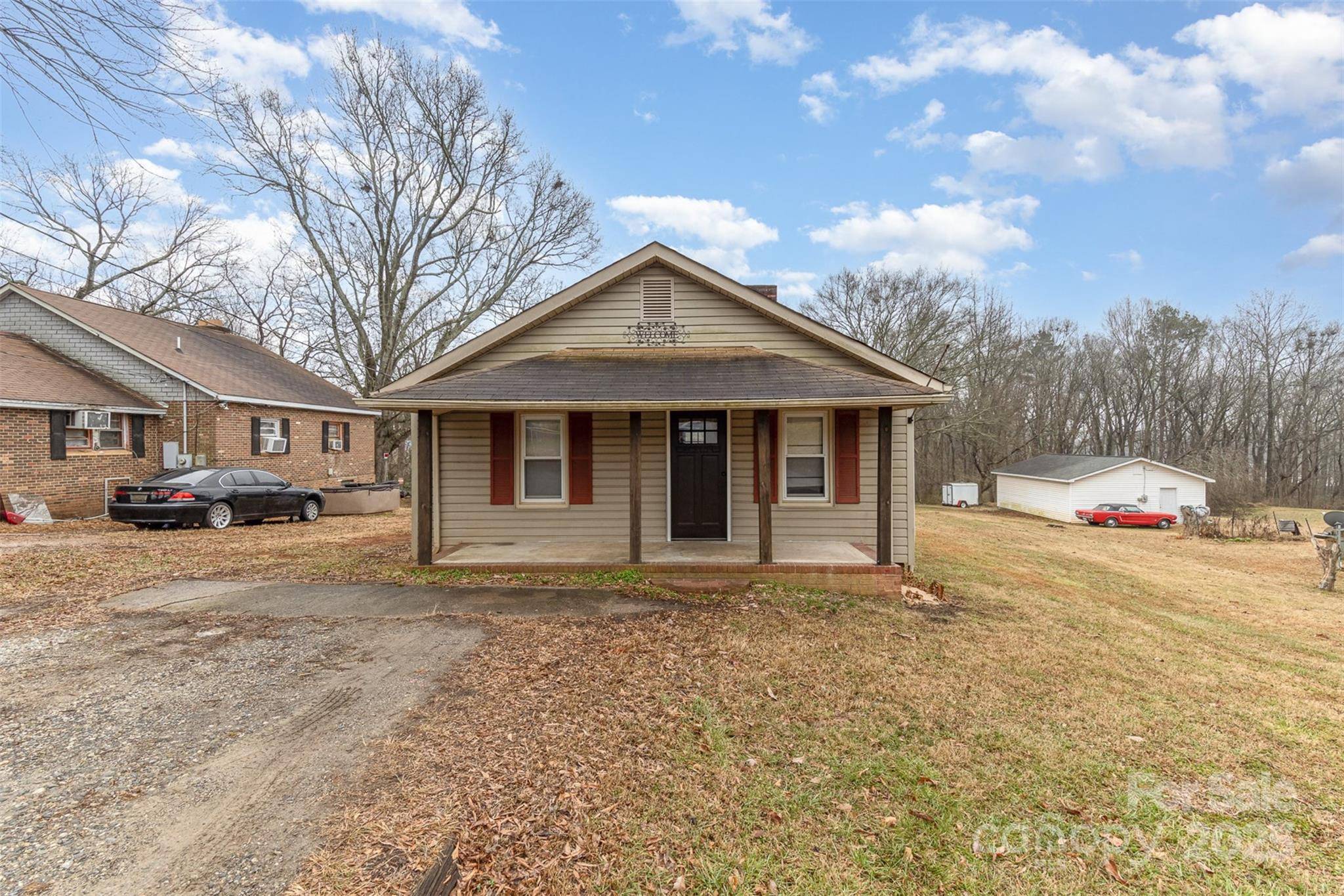 Kings Mountain, NC 28086,107 Mcginnis ST