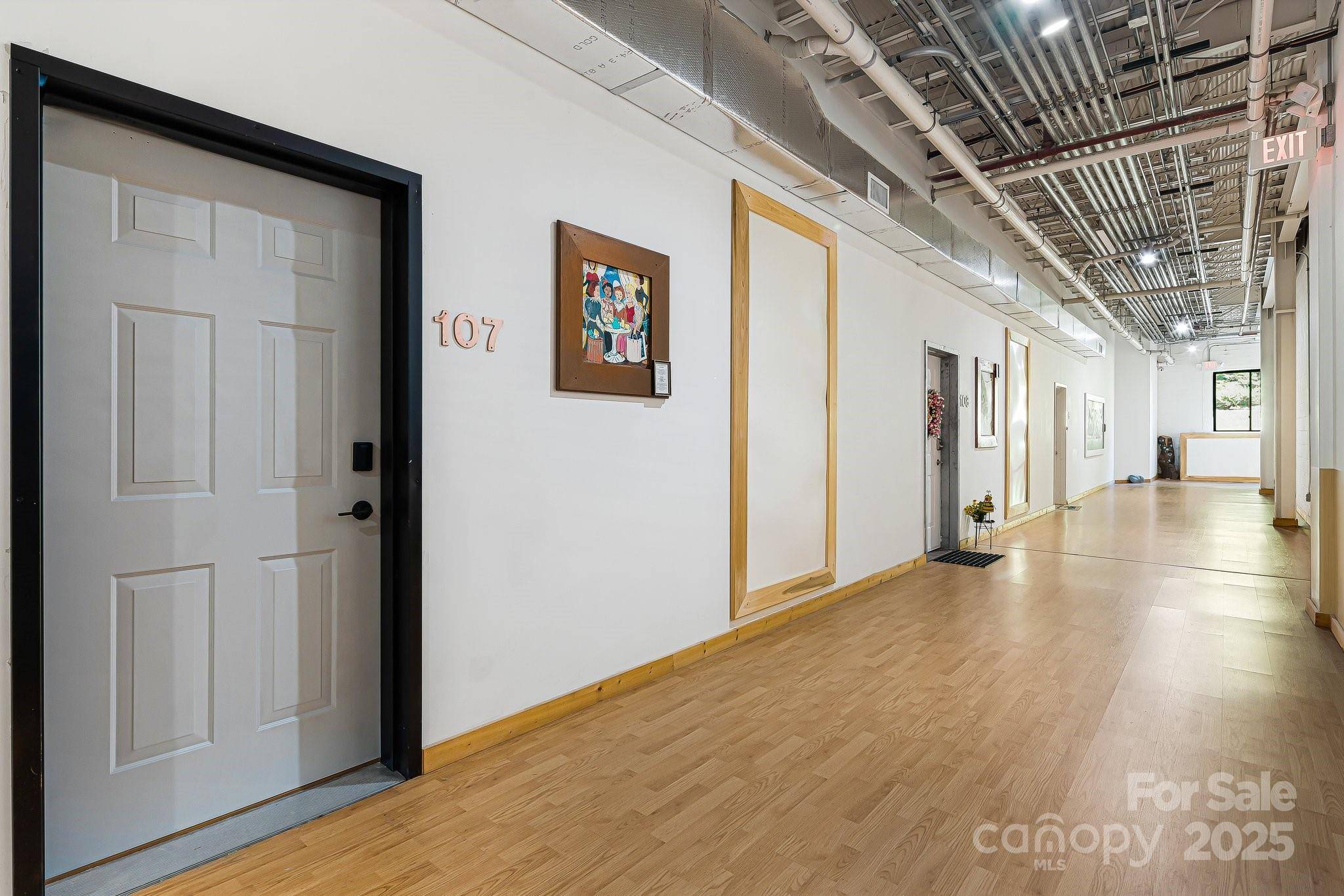 West Jefferson, NC 28694,215 S Jefferson AVE #107