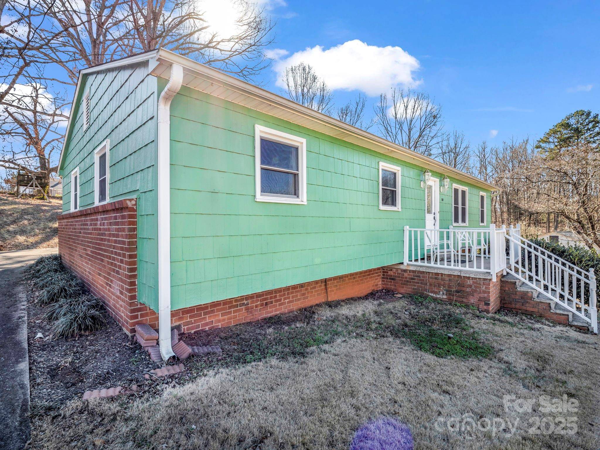 Forest City, NC 28043,131 S Woodland AVE