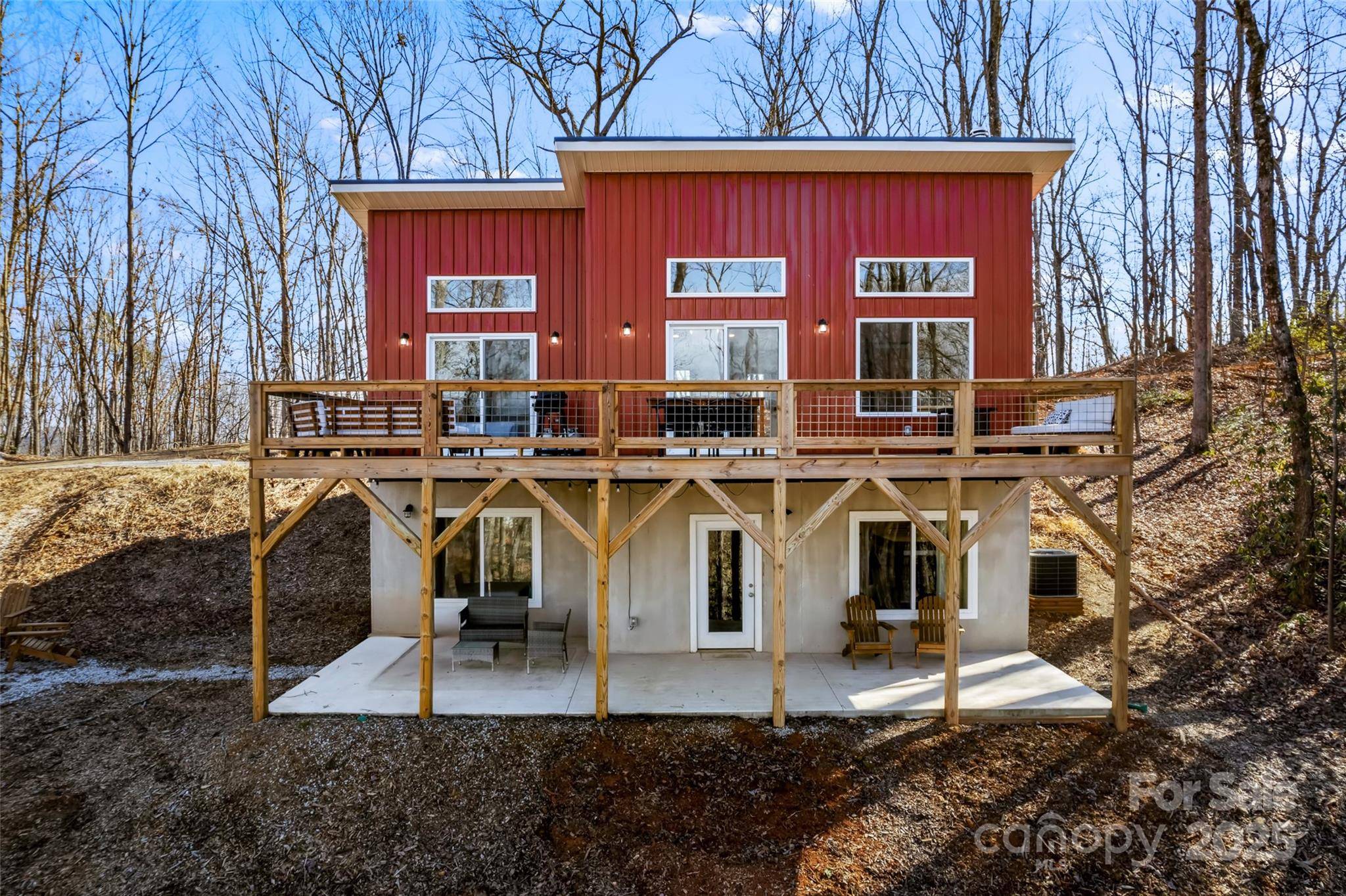 Old Fort, NC 28762,186 South Slope LN
