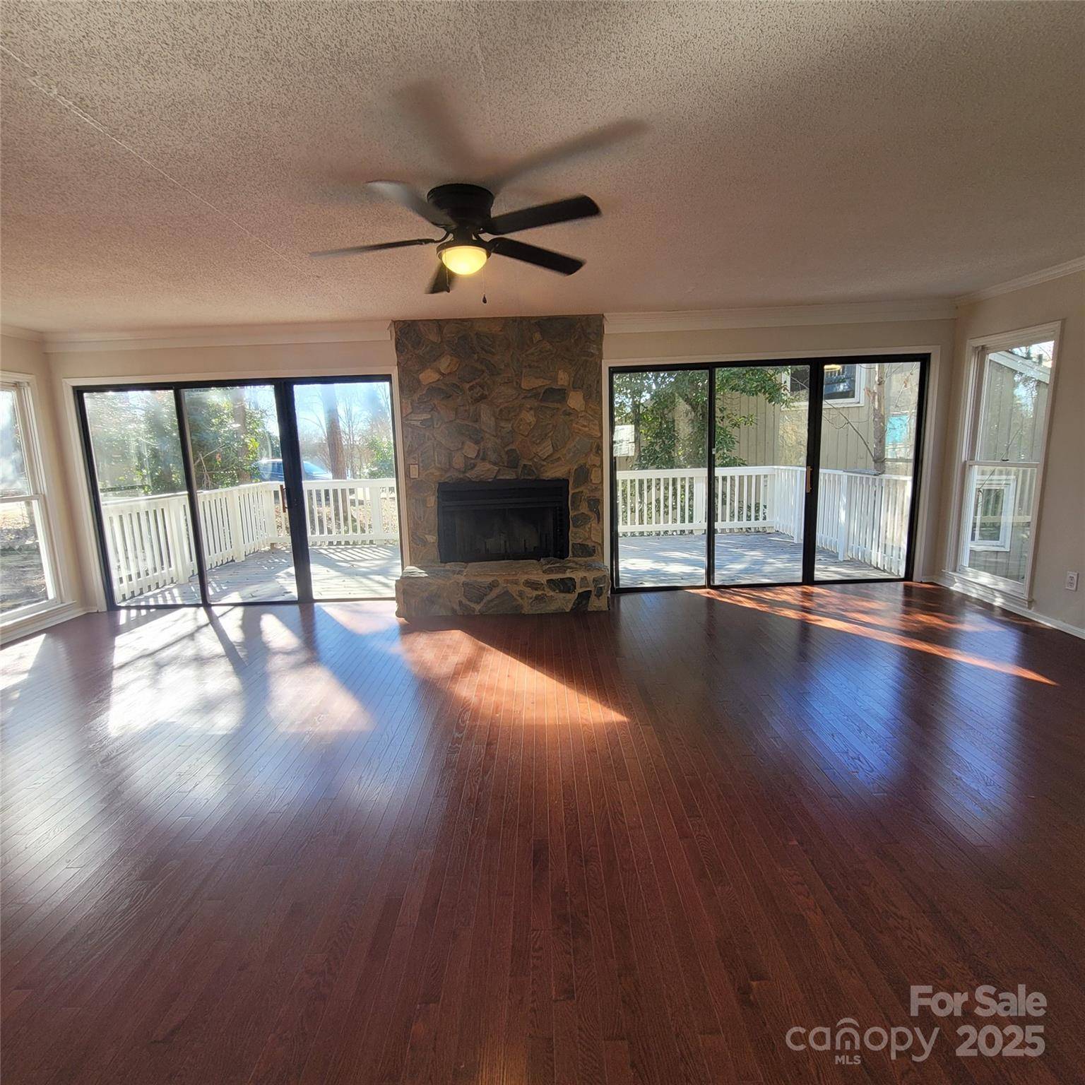 Tega Cay, SC 29708,4066 Triton DR