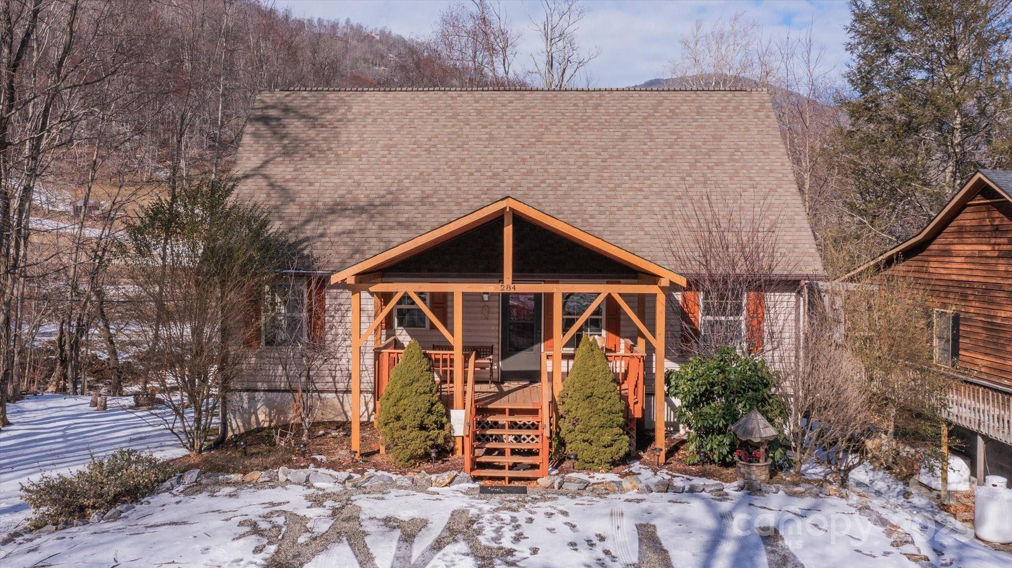 Maggie Valley, NC 28751,284 Caldwell DR