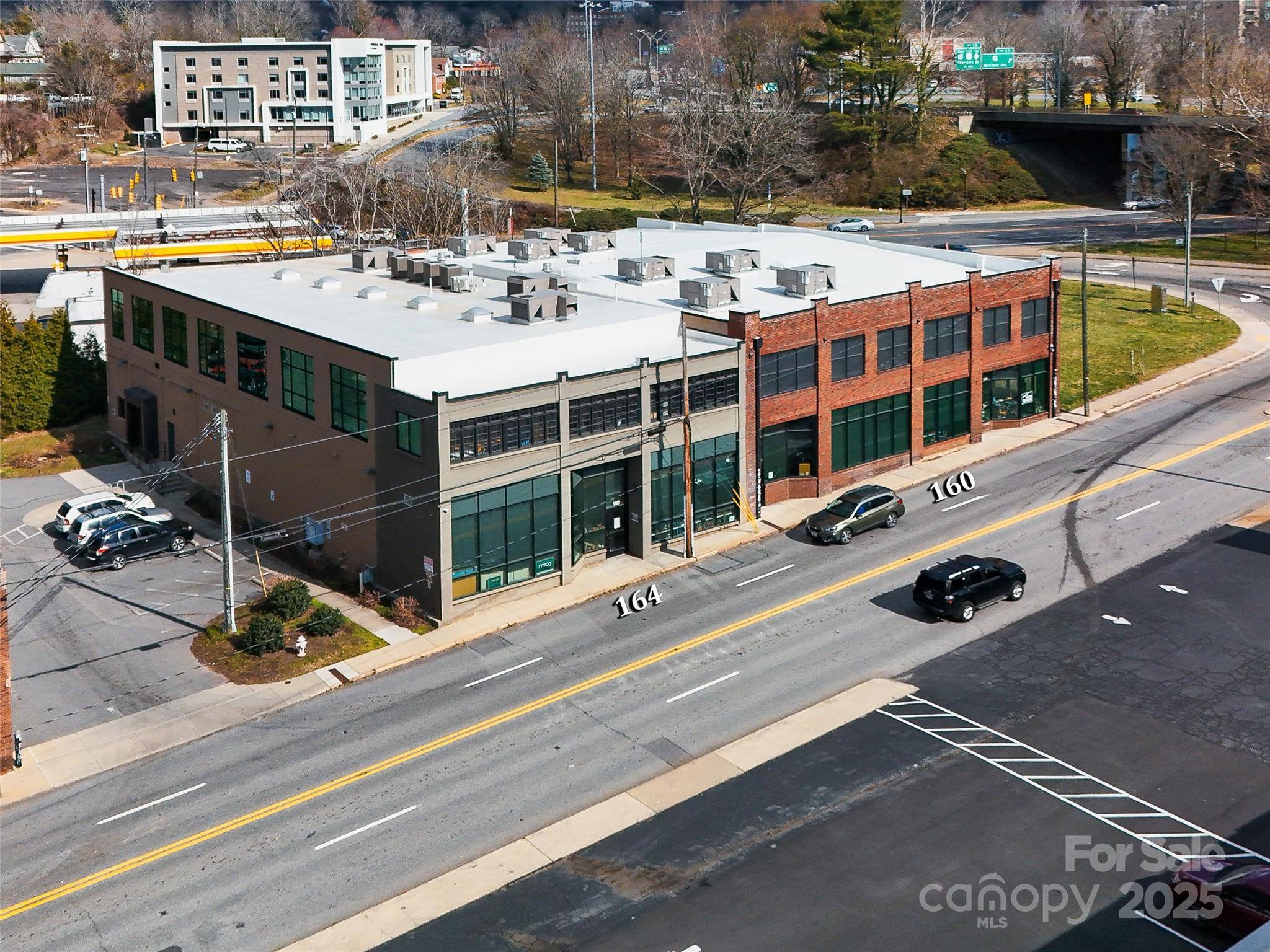 Asheville, NC 28801,99999 Broadway ST