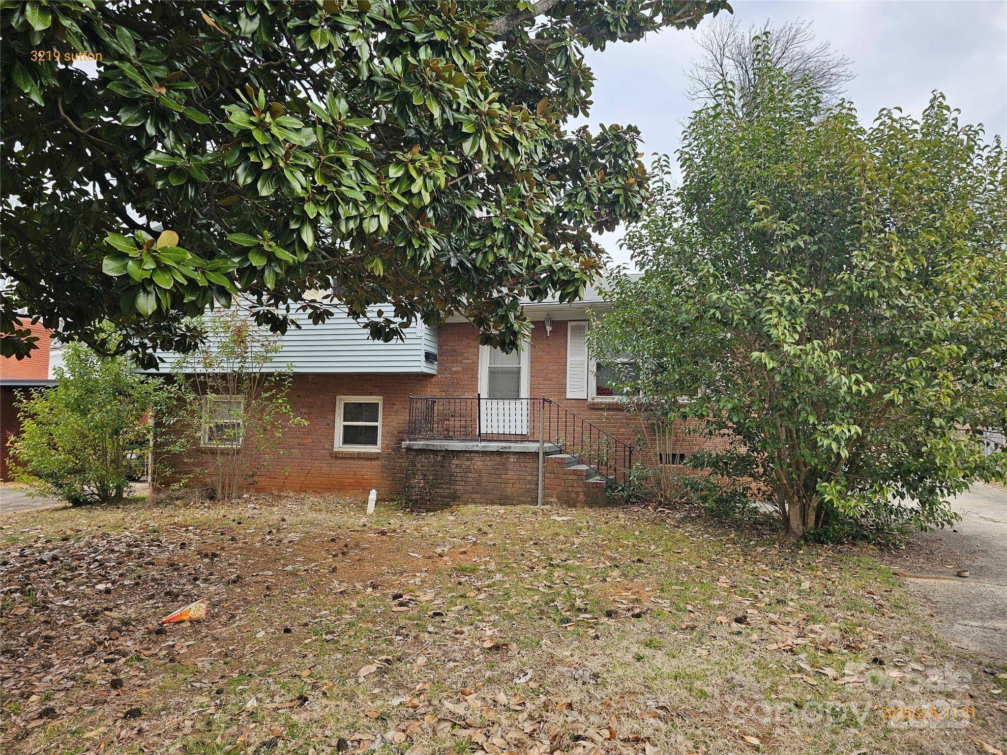 Charlotte, NC 28216,3219 Sutton DR
