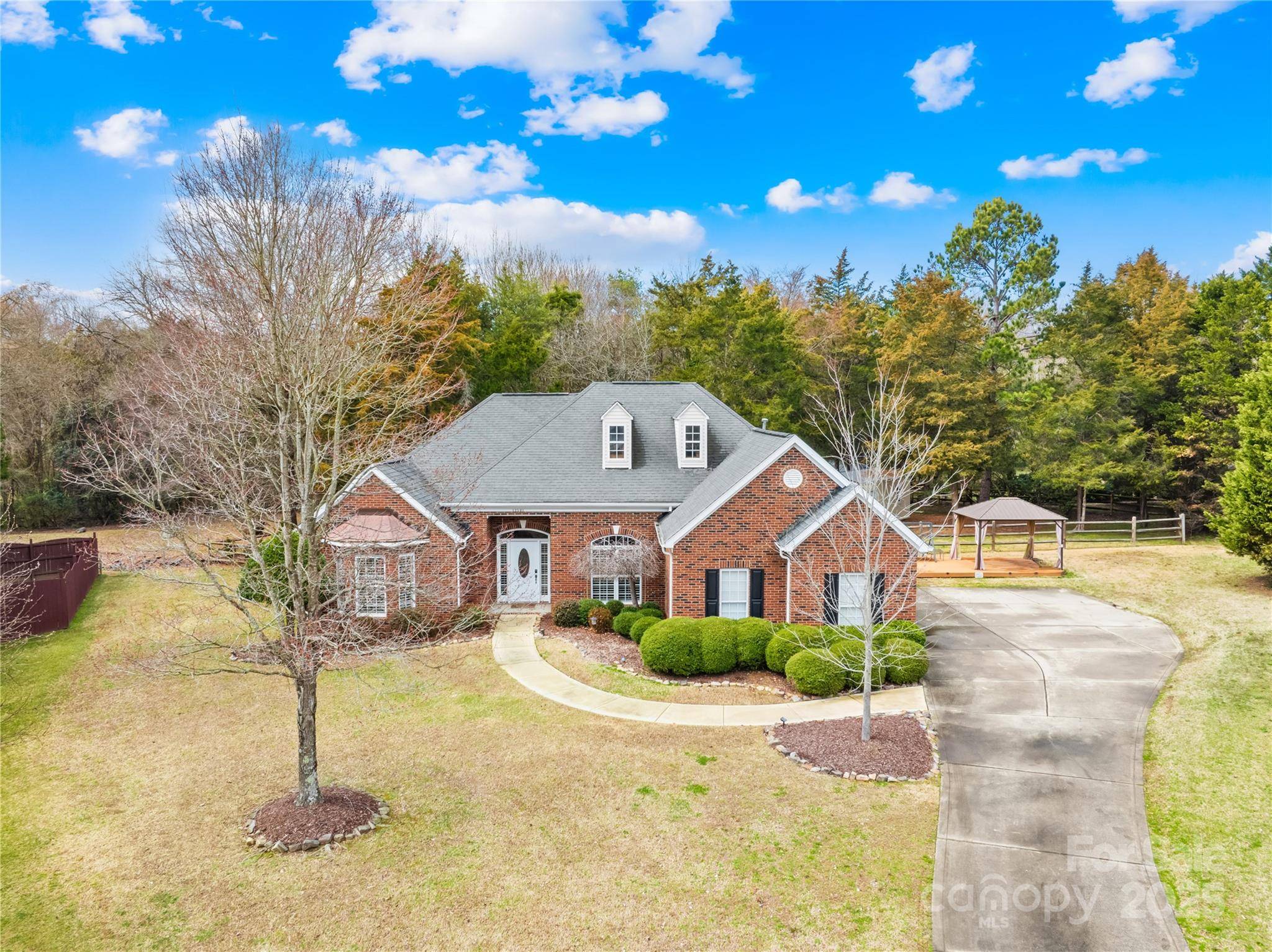 Charlotte, NC 28273,13501 Misty Dew CT #19