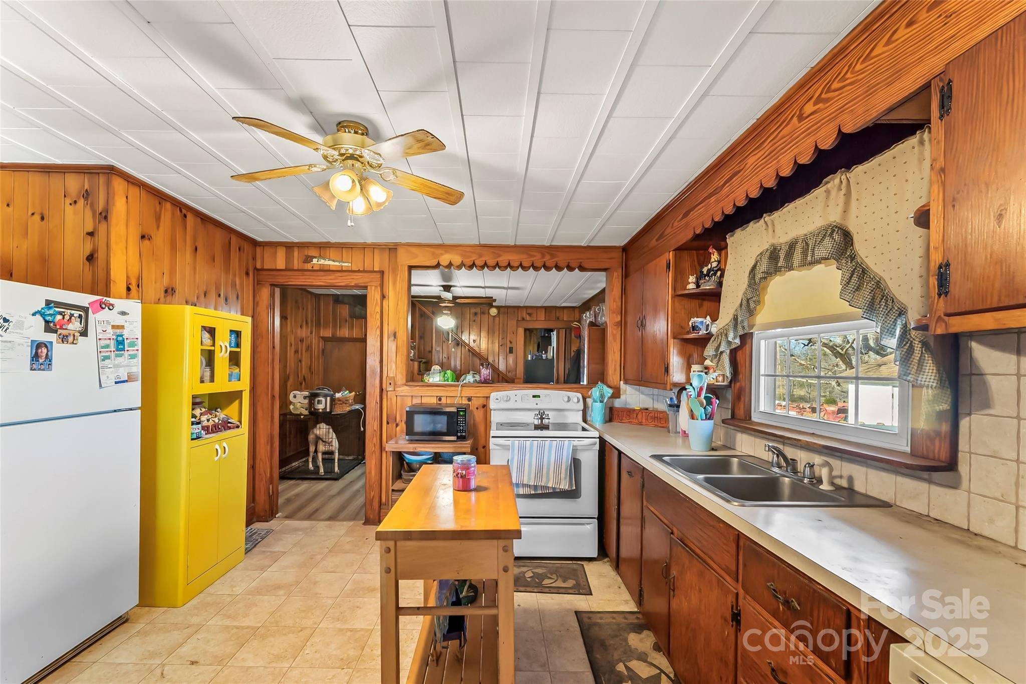 Hamptonville, NC 27020,4528 Hunting Creek Church RD