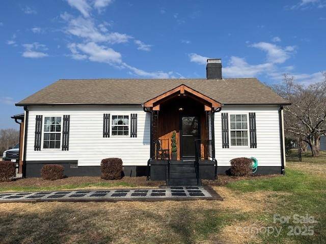 Claremont, NC 28610,3186 Catawba ST