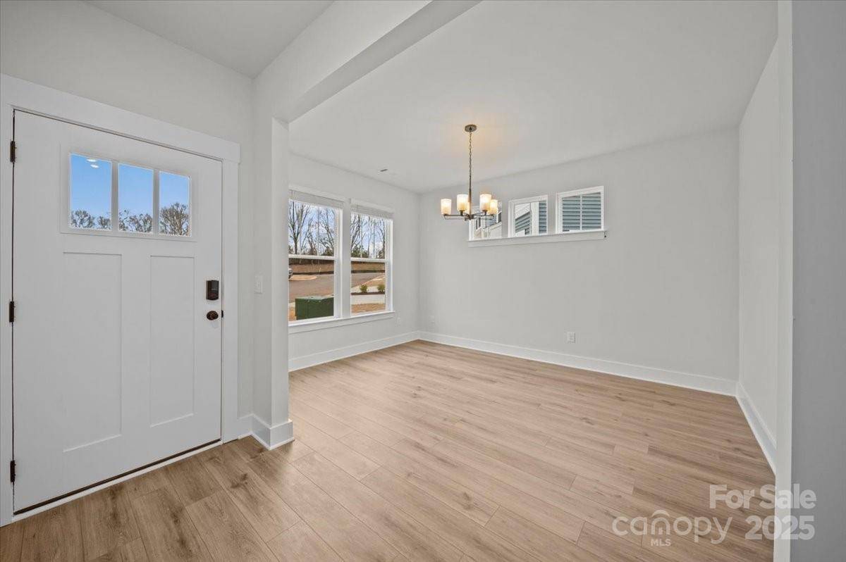 Lyman, SC 29365,221 Telluride WAY