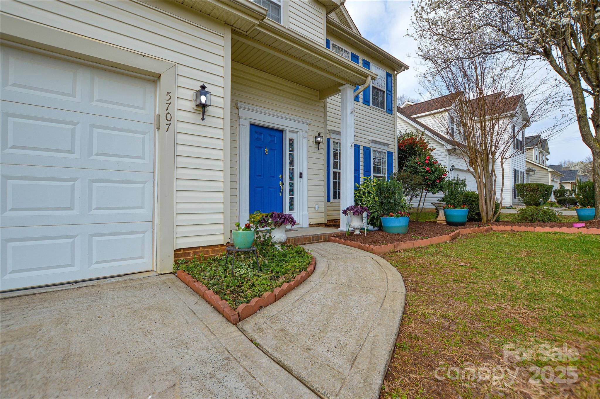 Charlotte, NC 28269,5707 Brandy Ridge LN