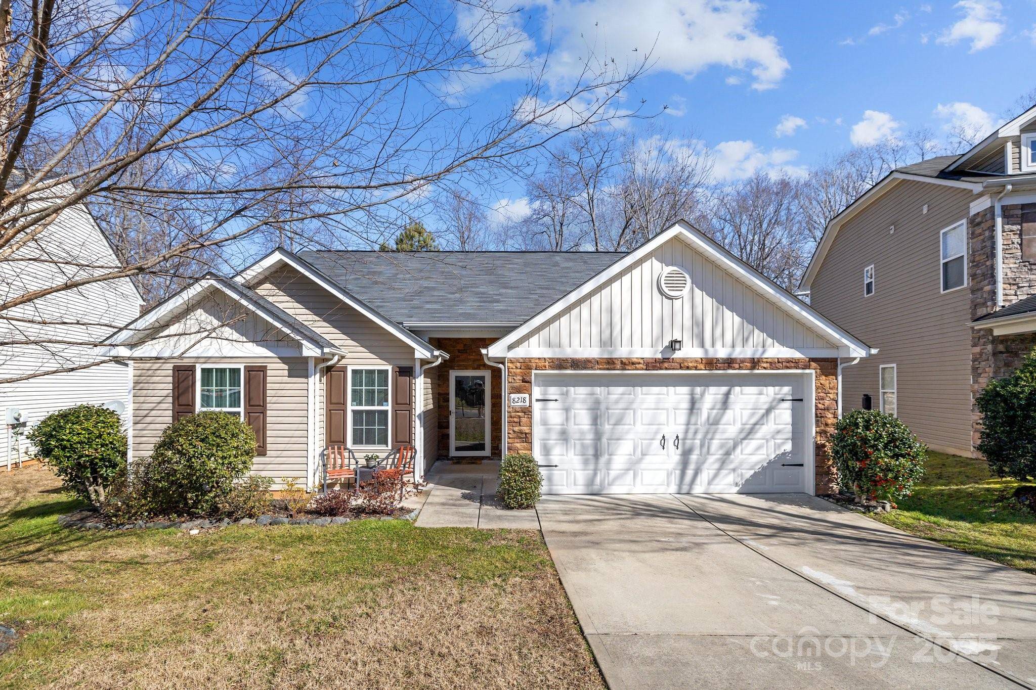 Charlotte, NC 28215,8218 Deodora Cedar LN