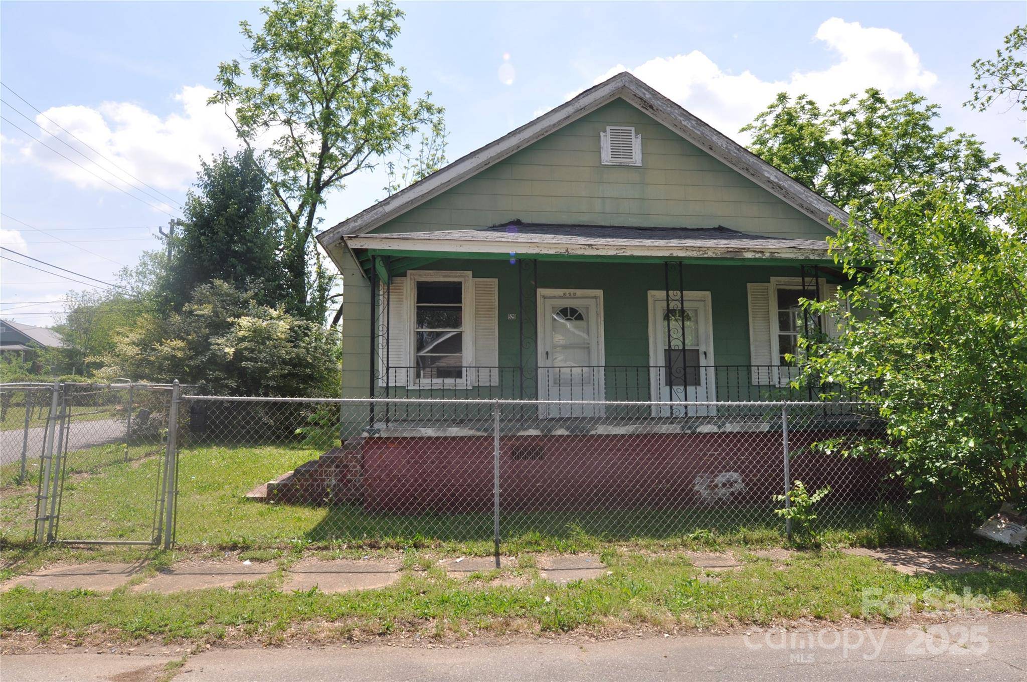 Chester, SC 29706,529 Gage ST
