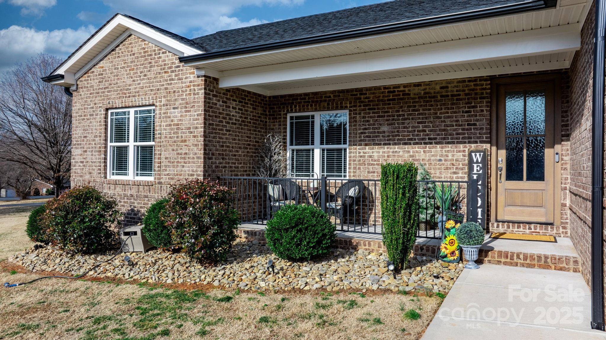 Hickory, NC 28602,5324 Stonewood DR