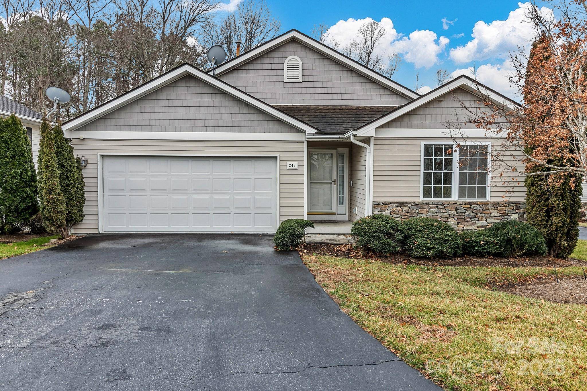 Hendersonville, NC 28731,243 Highland Golf DR