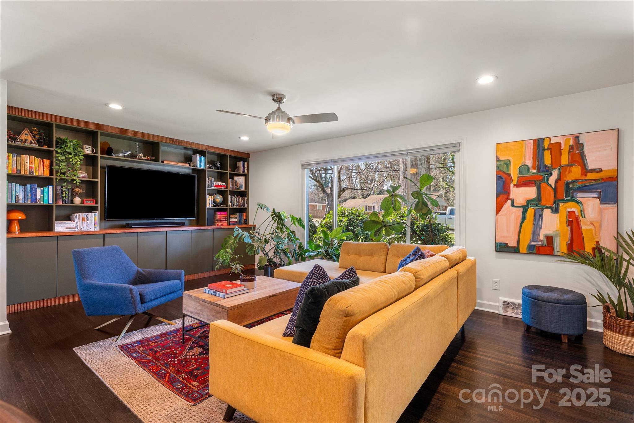 Charlotte, NC 28215,1611 Shannonhouse DR